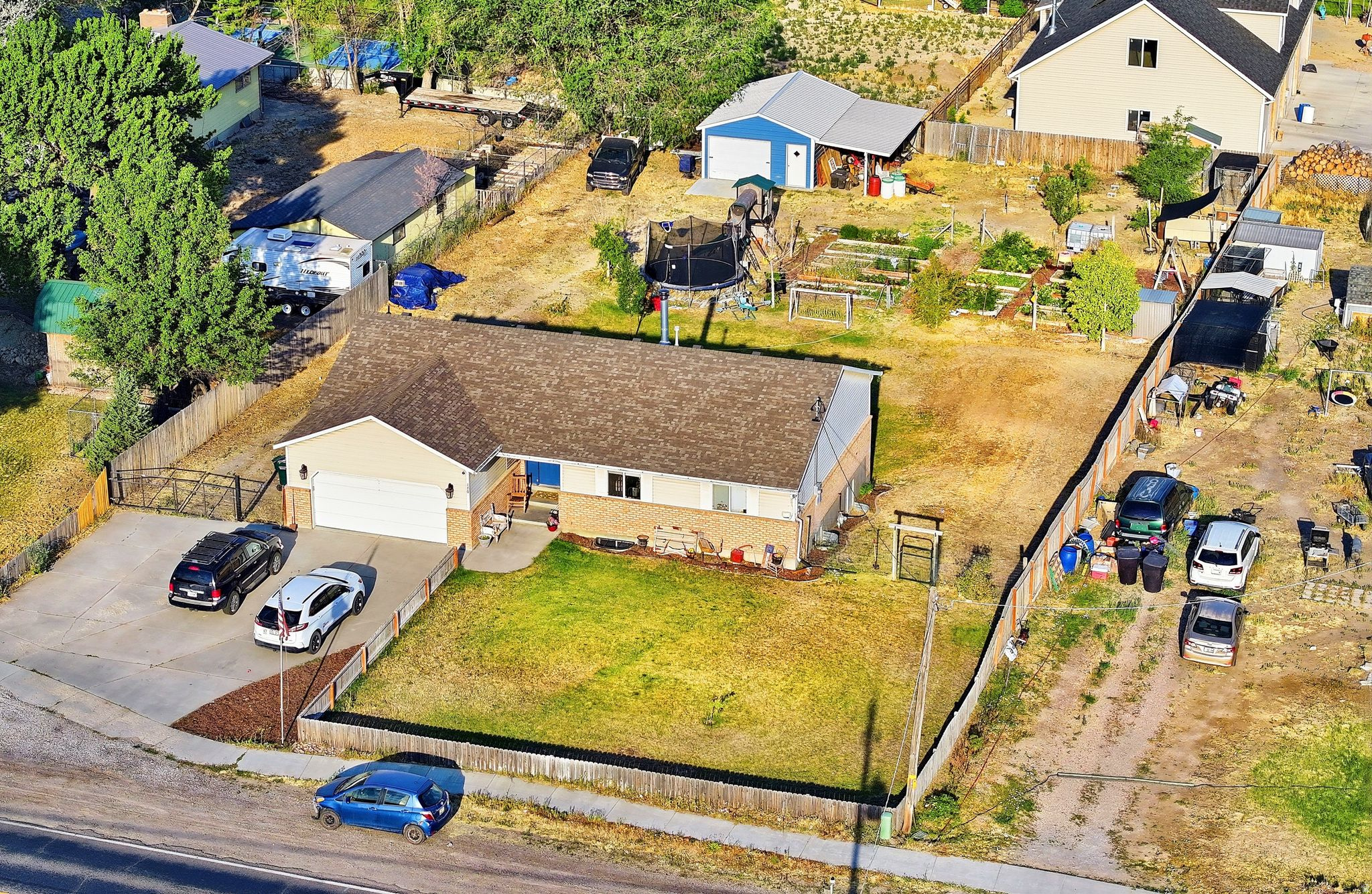 main property photo 45
