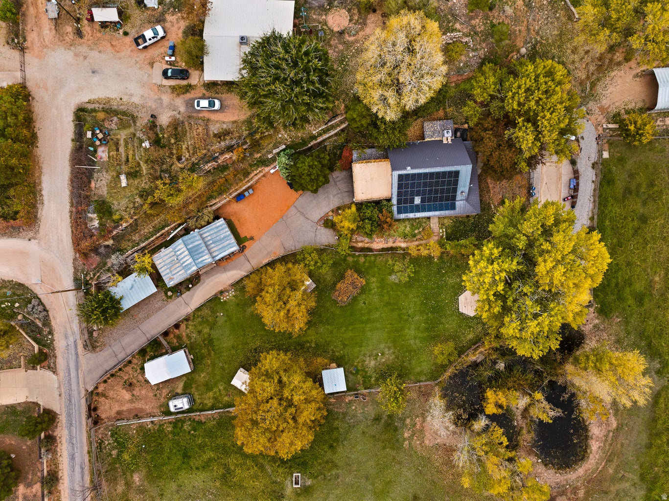 main property photo 45