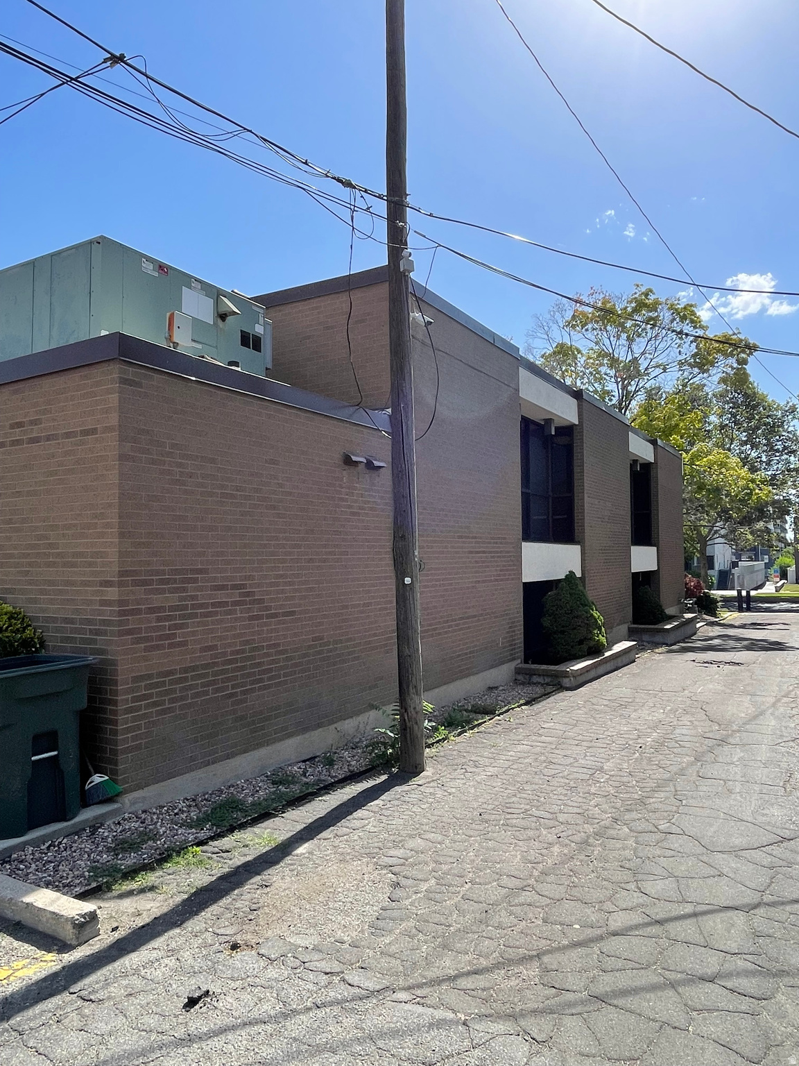 main property photo 33