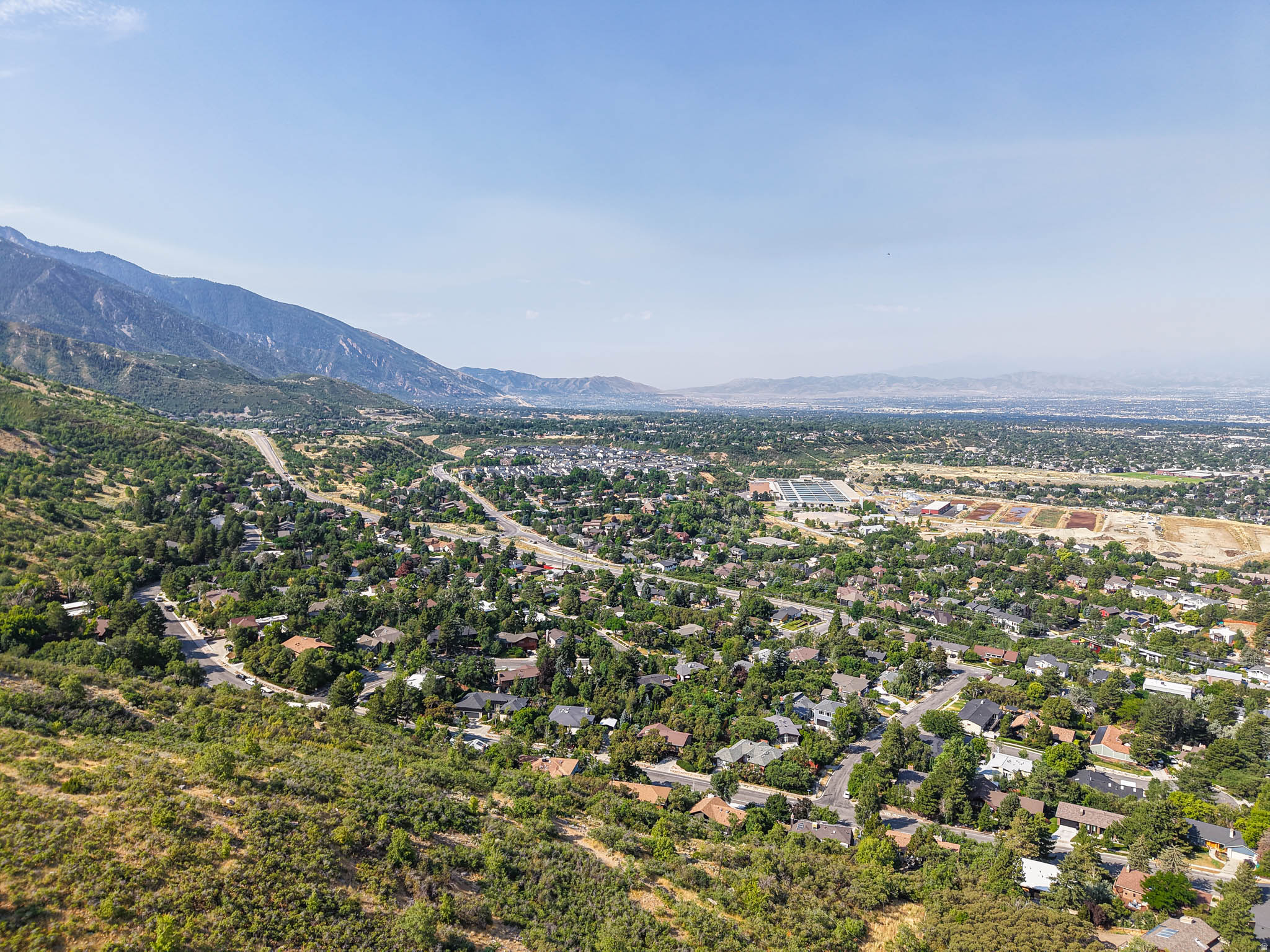 main property photo 24