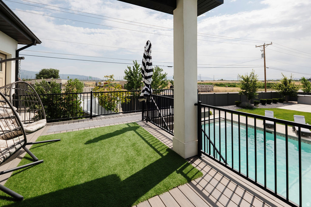main property photo 90