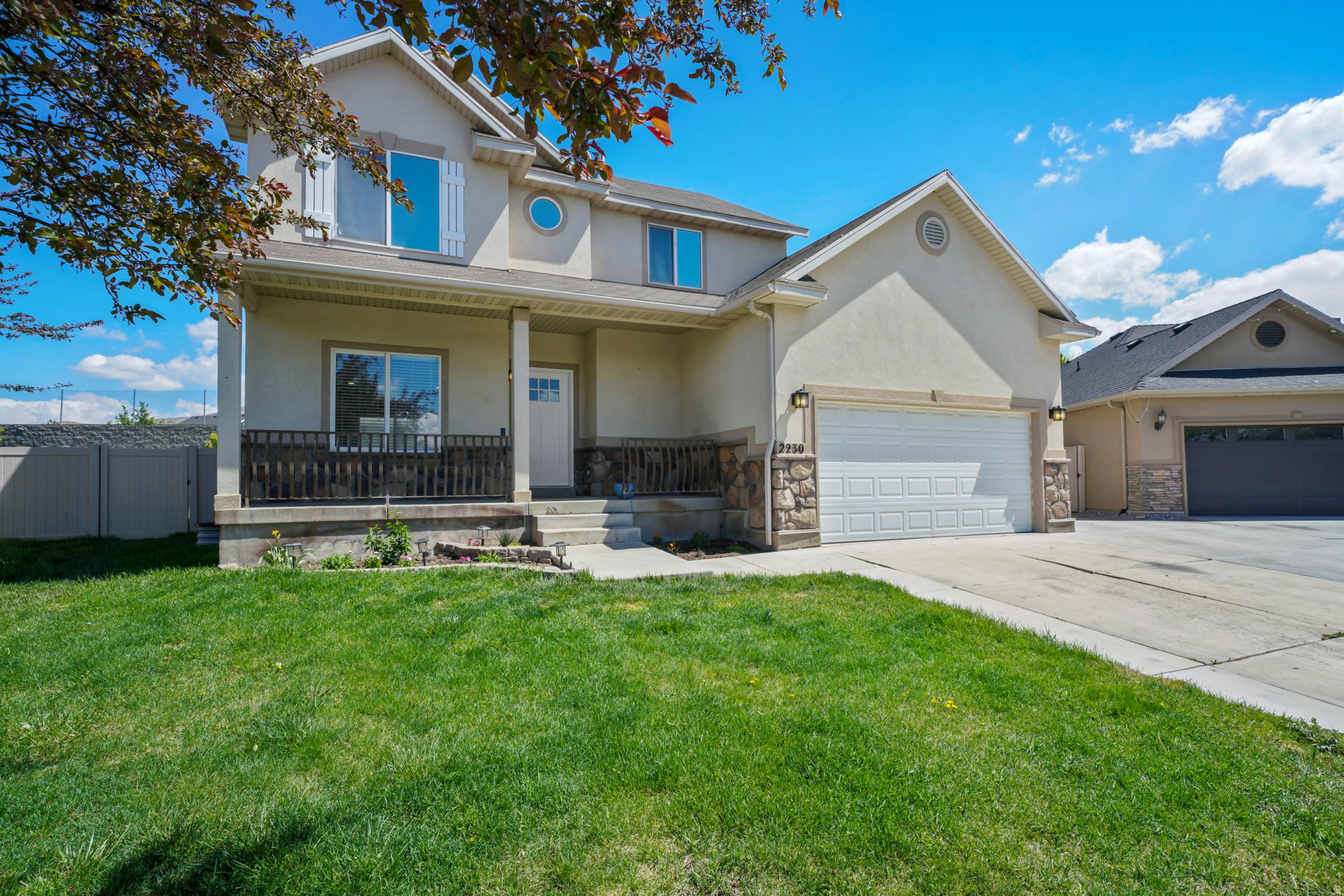 main property photo 2