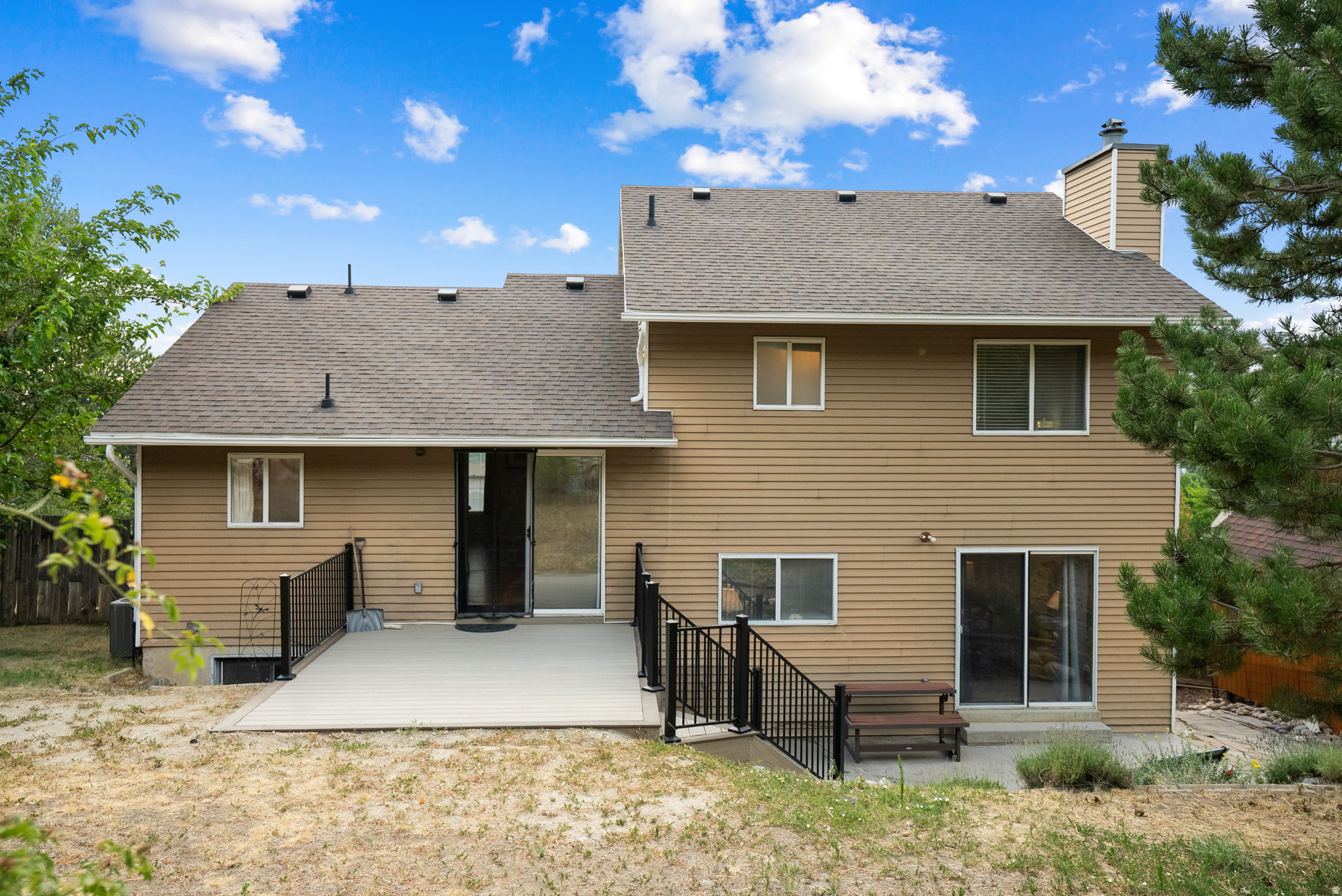 main property photo 46