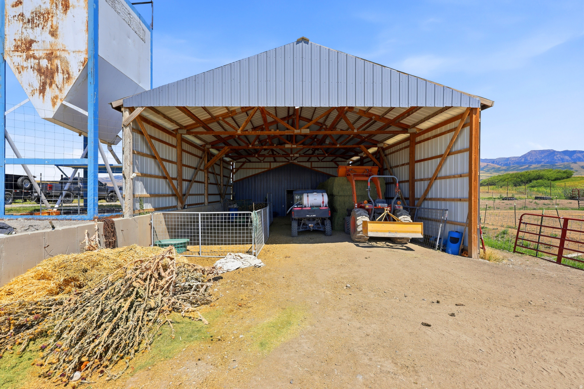 main property photo 61
