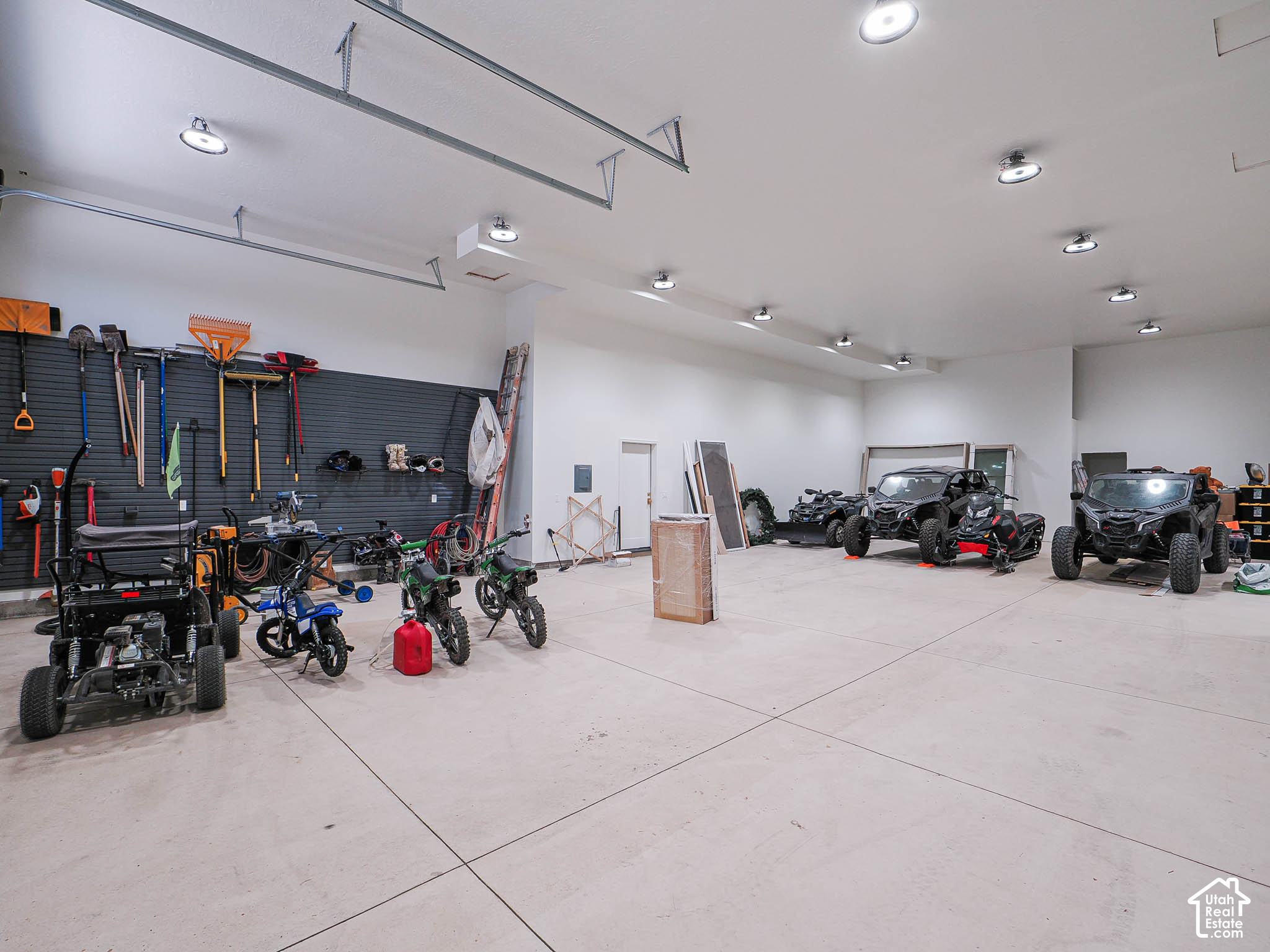 main property photo 100