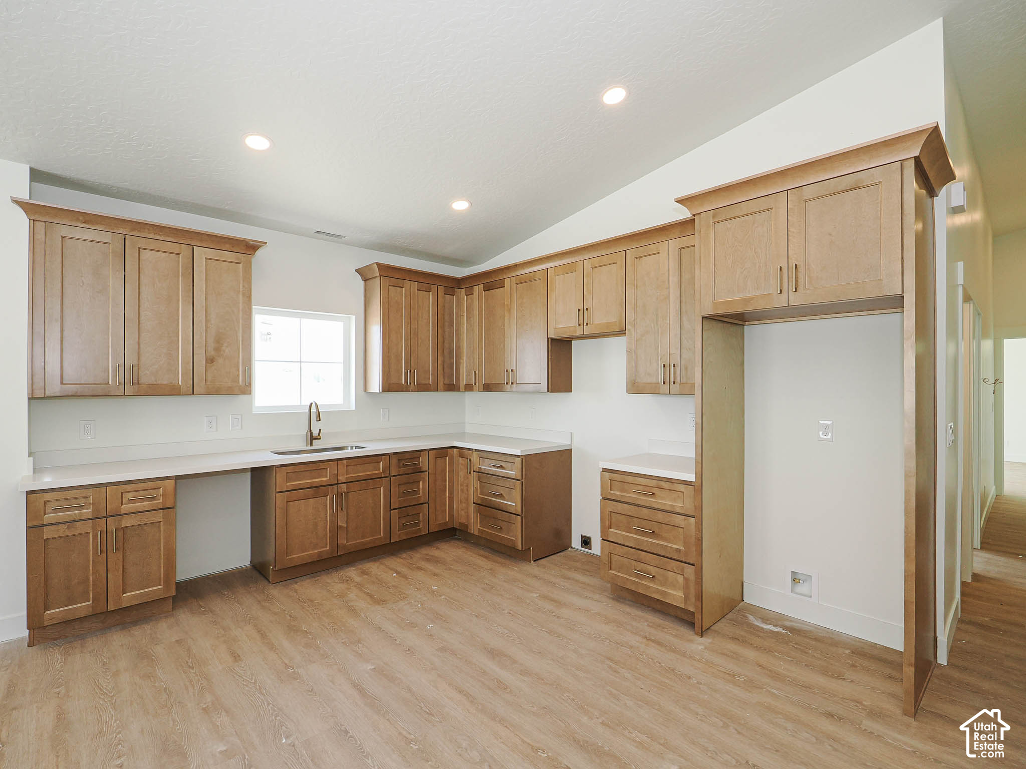 main property photo 106
