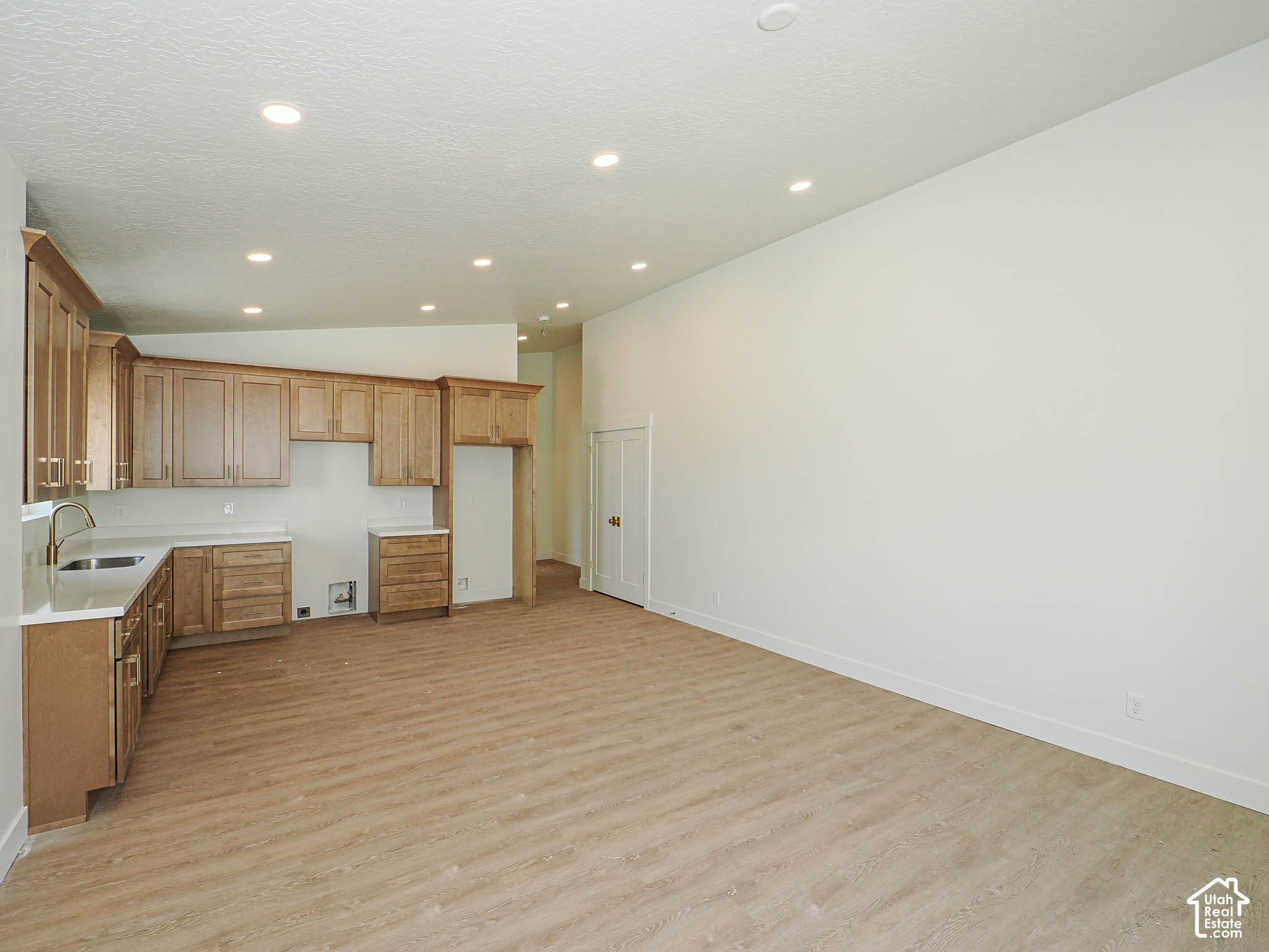 main property photo 108