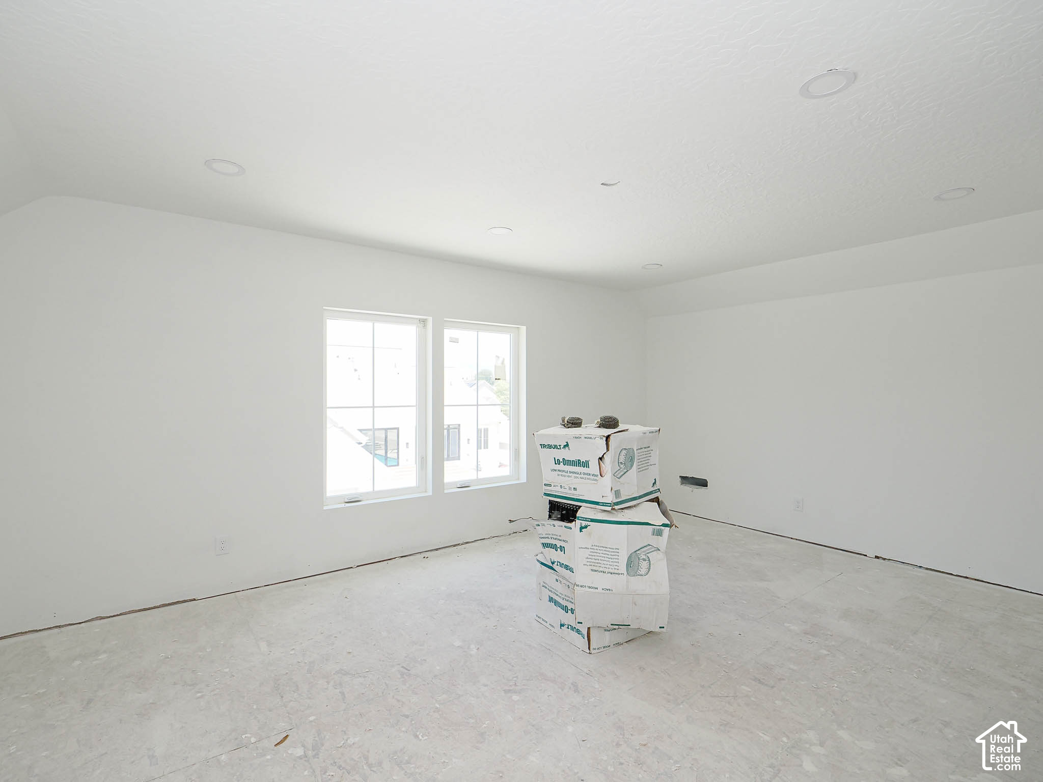 main property photo 120