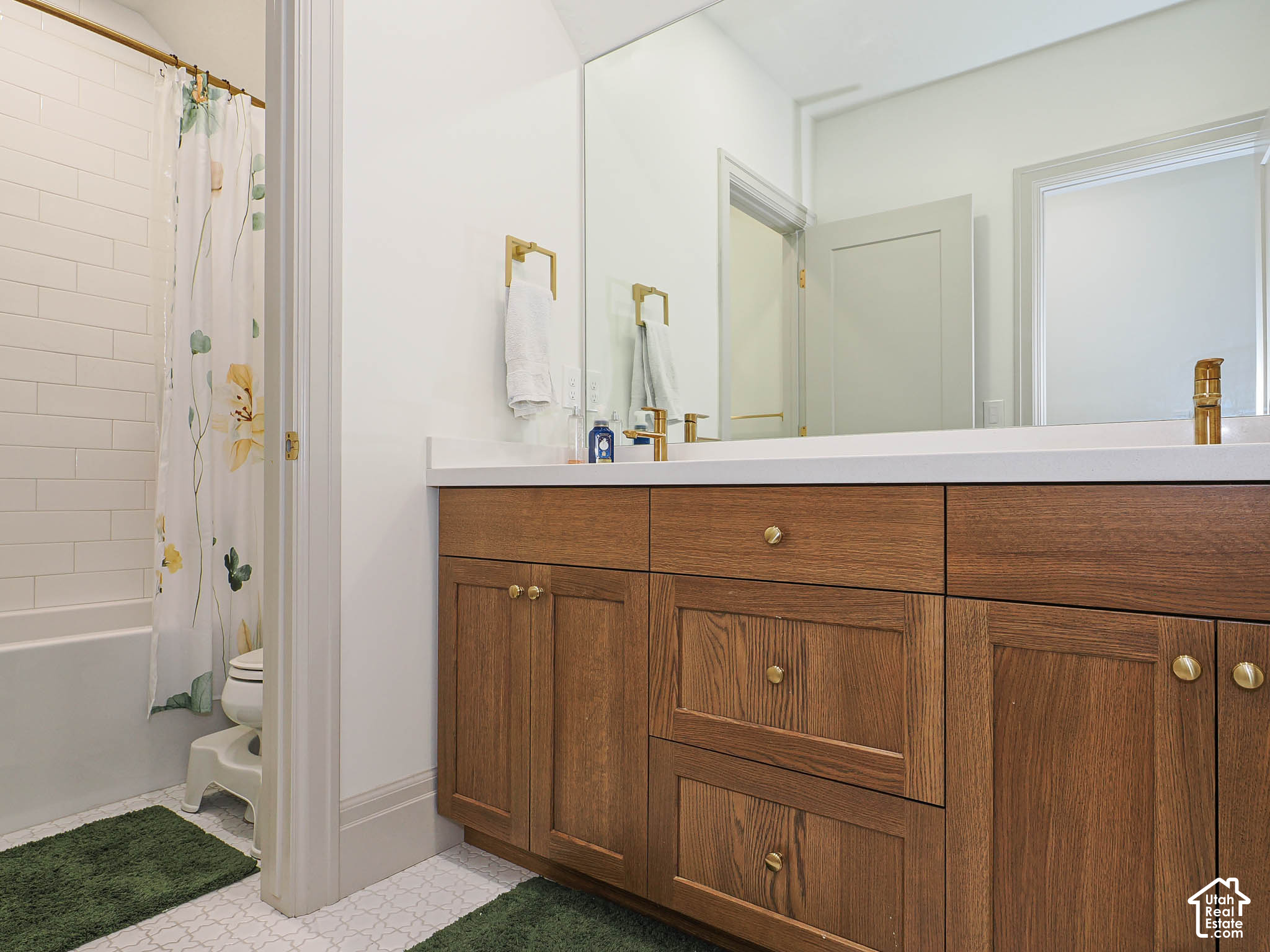 main property photo 72