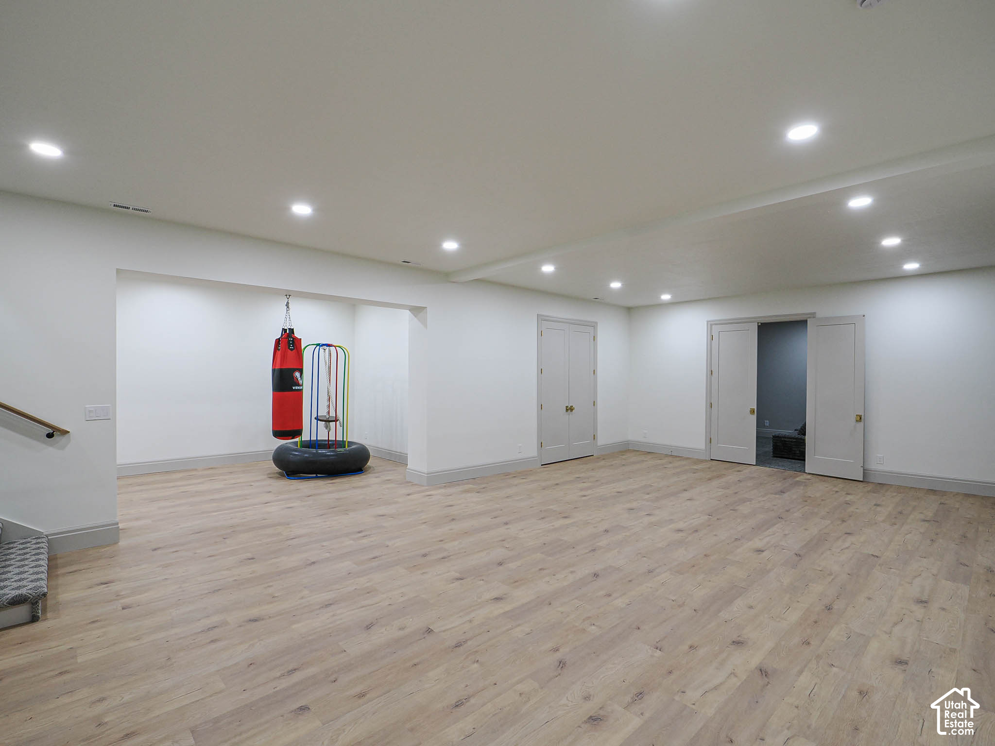main property photo 74