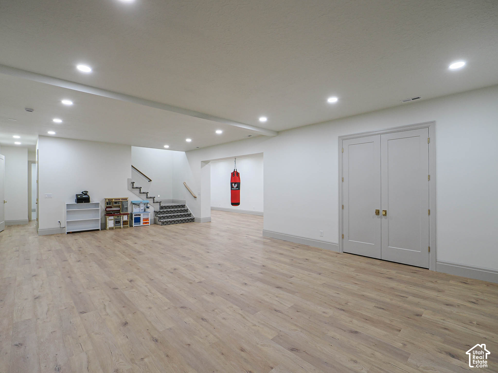 main property photo 75