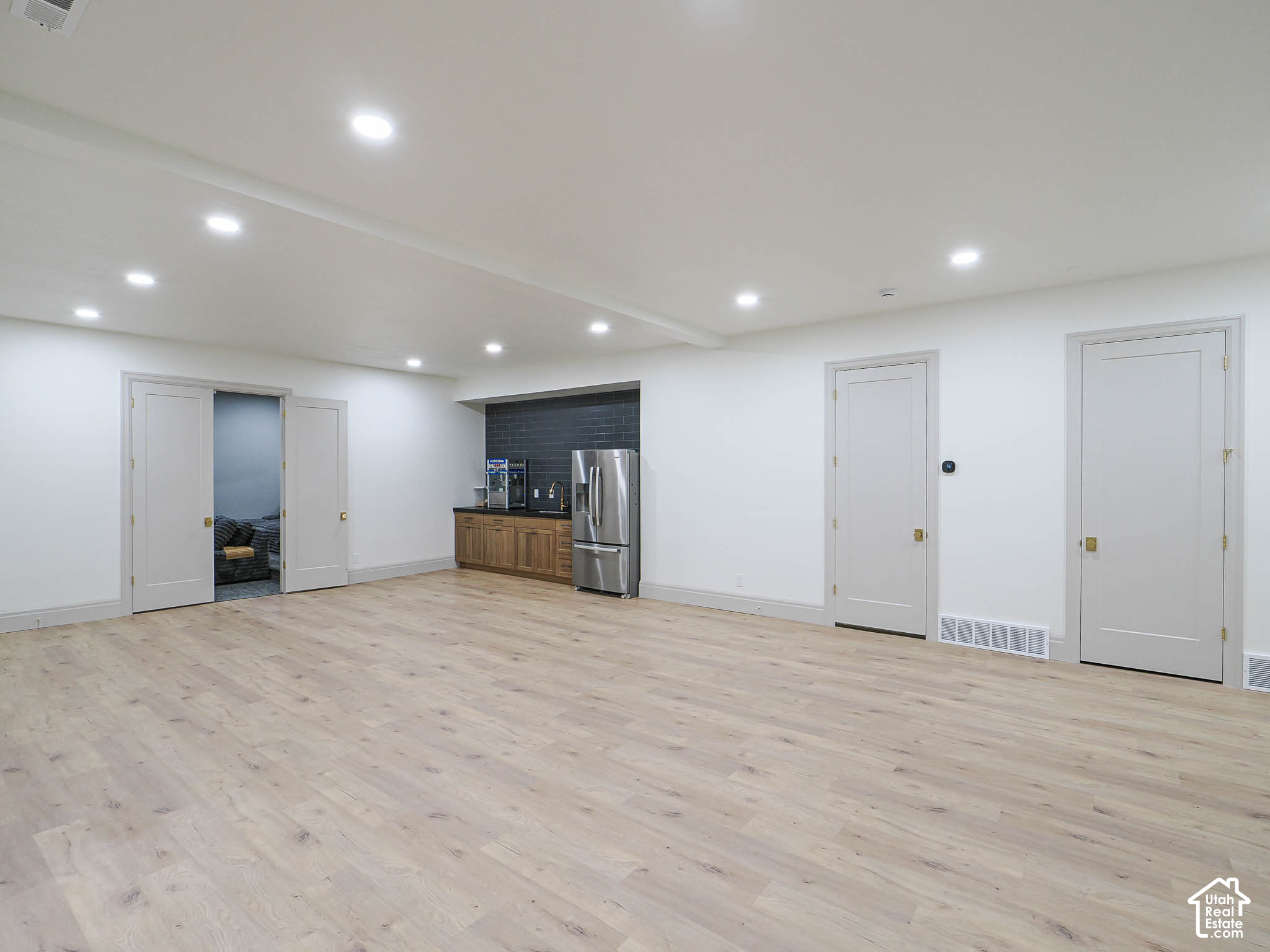 main property photo 77