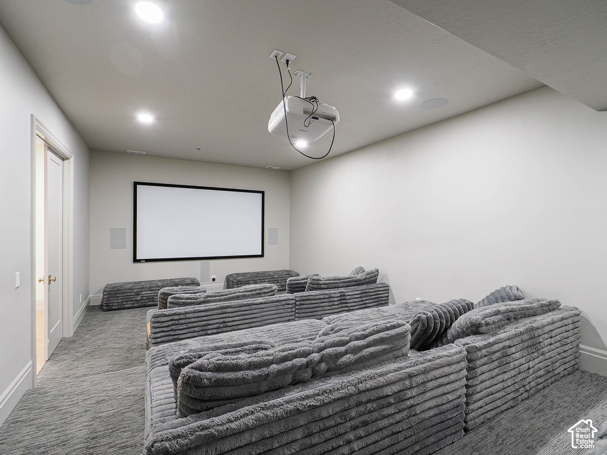 main property photo 79