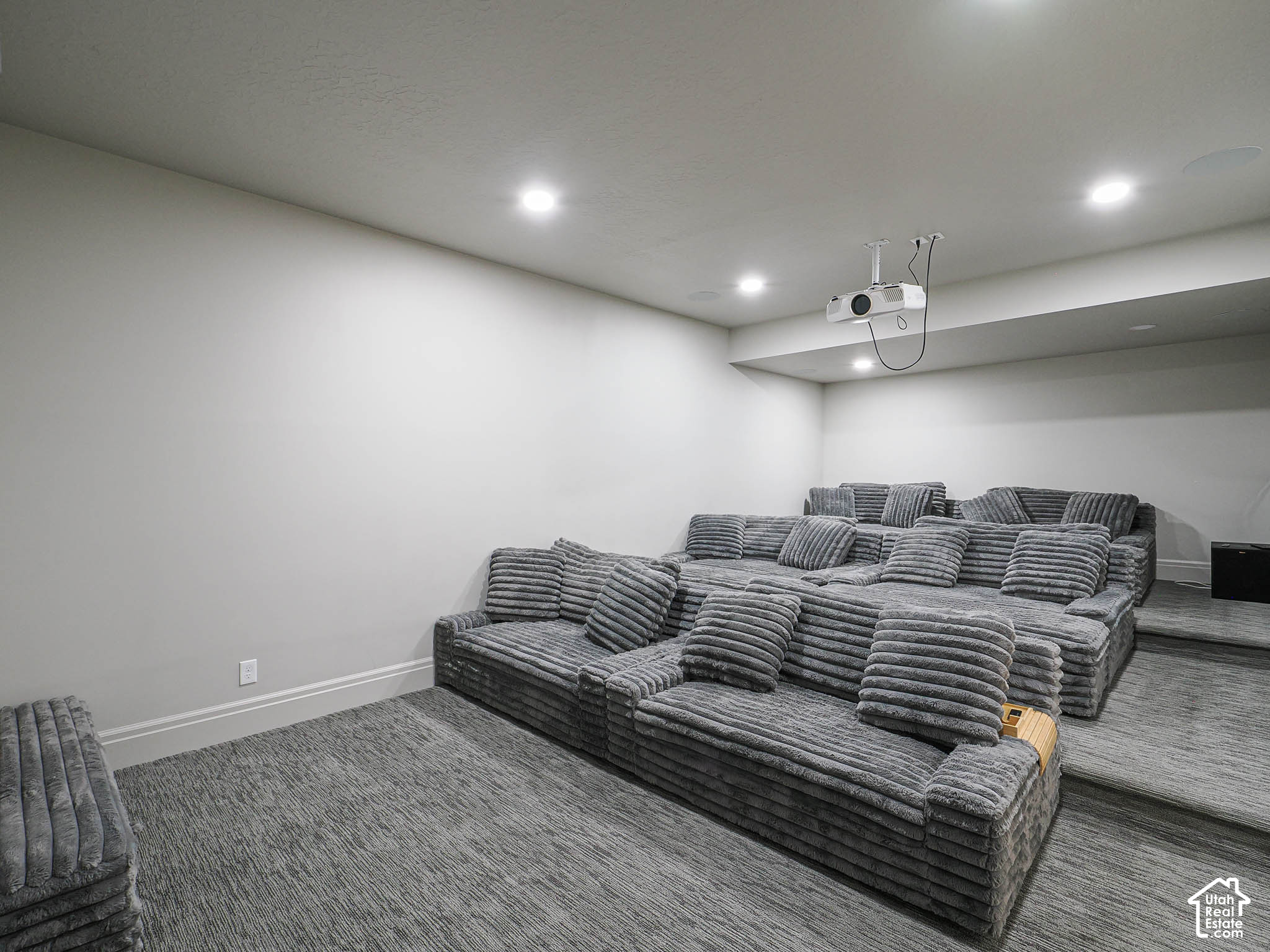 main property photo 80