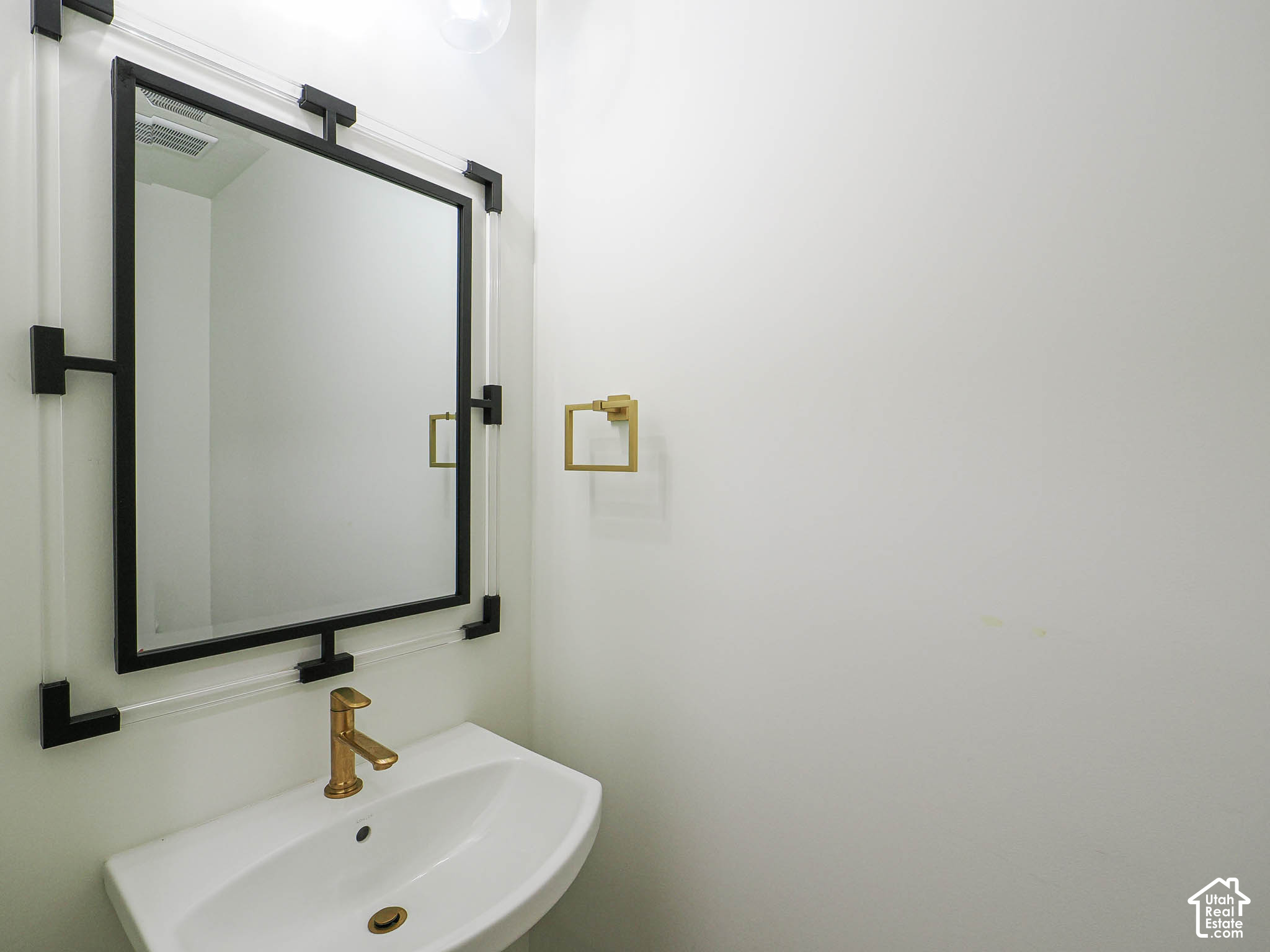 main property photo 87