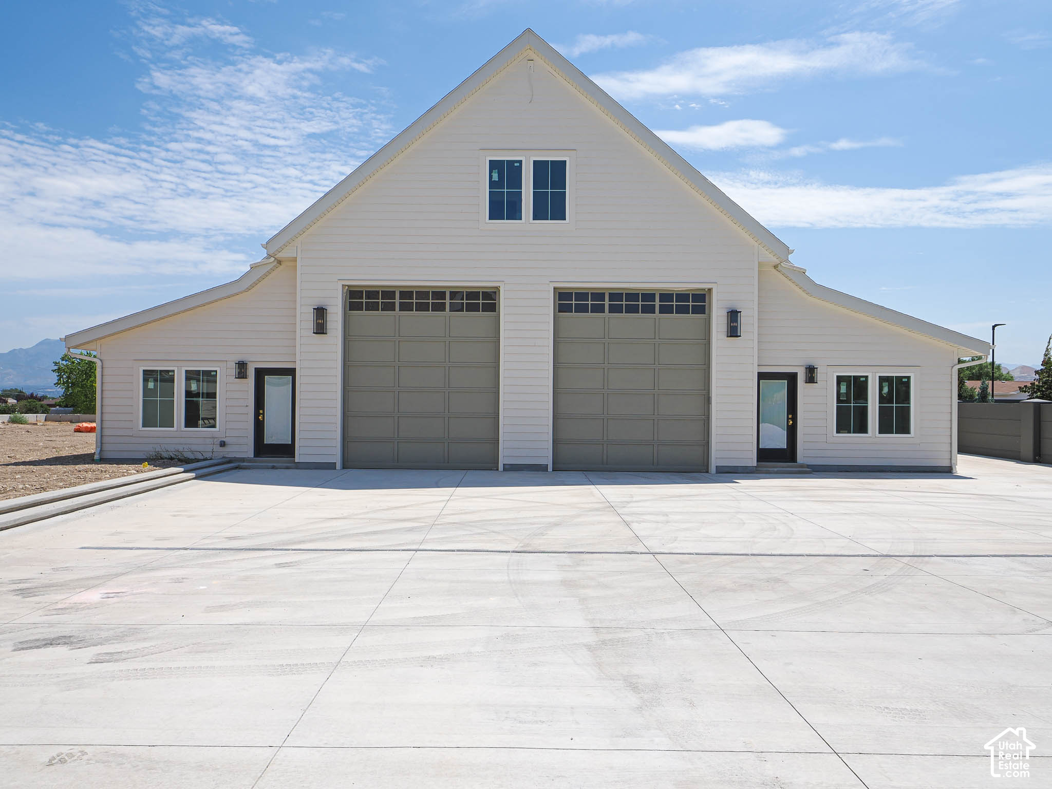main property photo 92