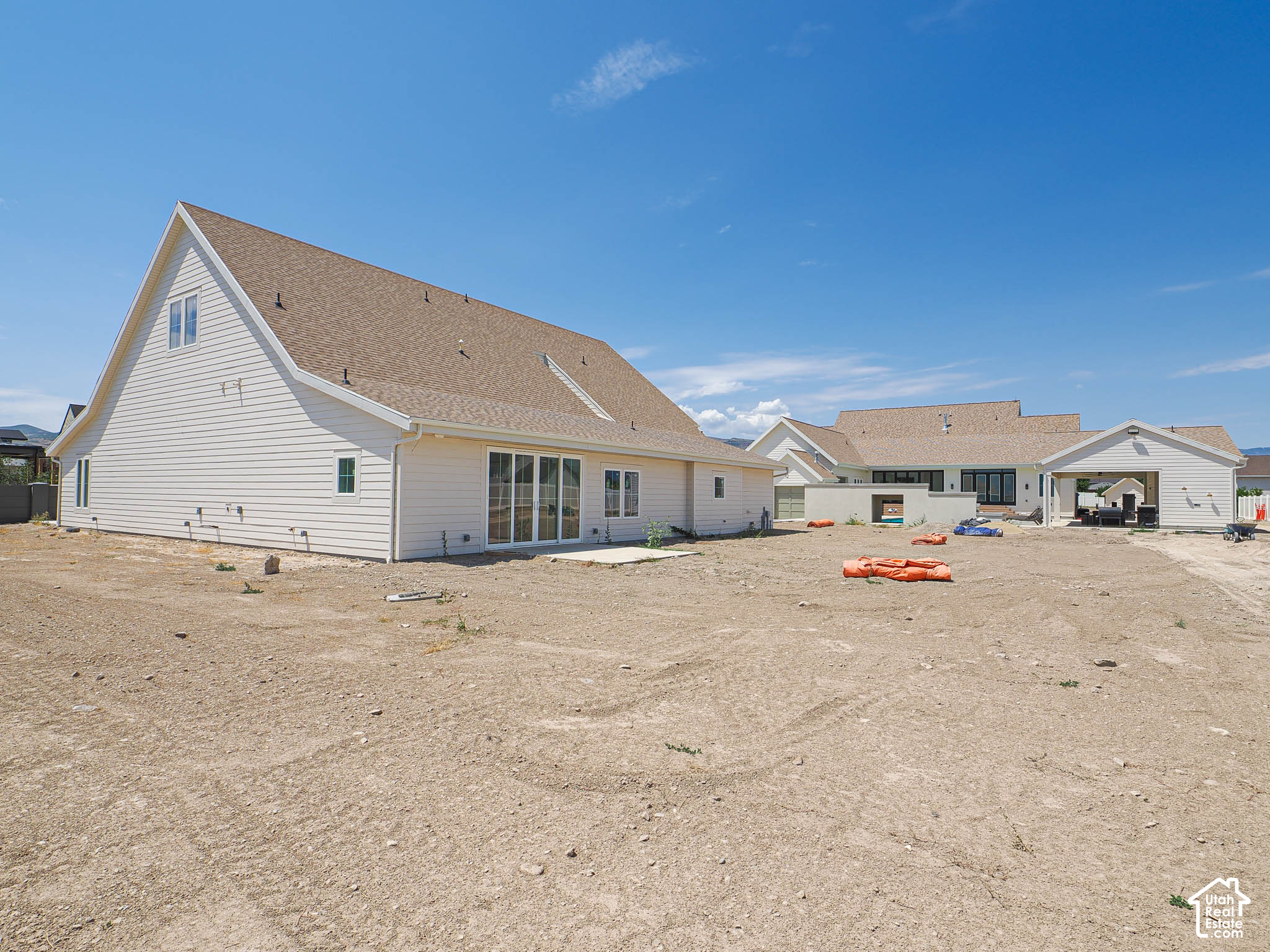 main property photo 95