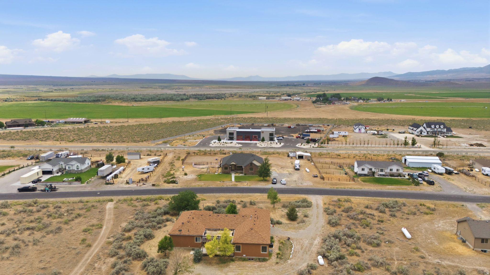 main property photo 59