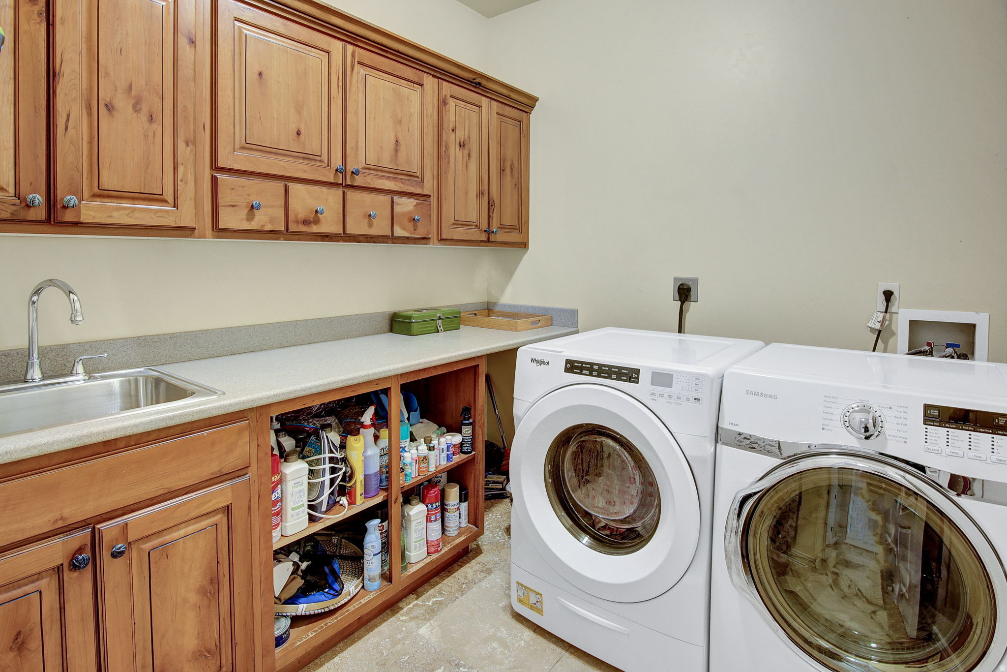 main property photo 26