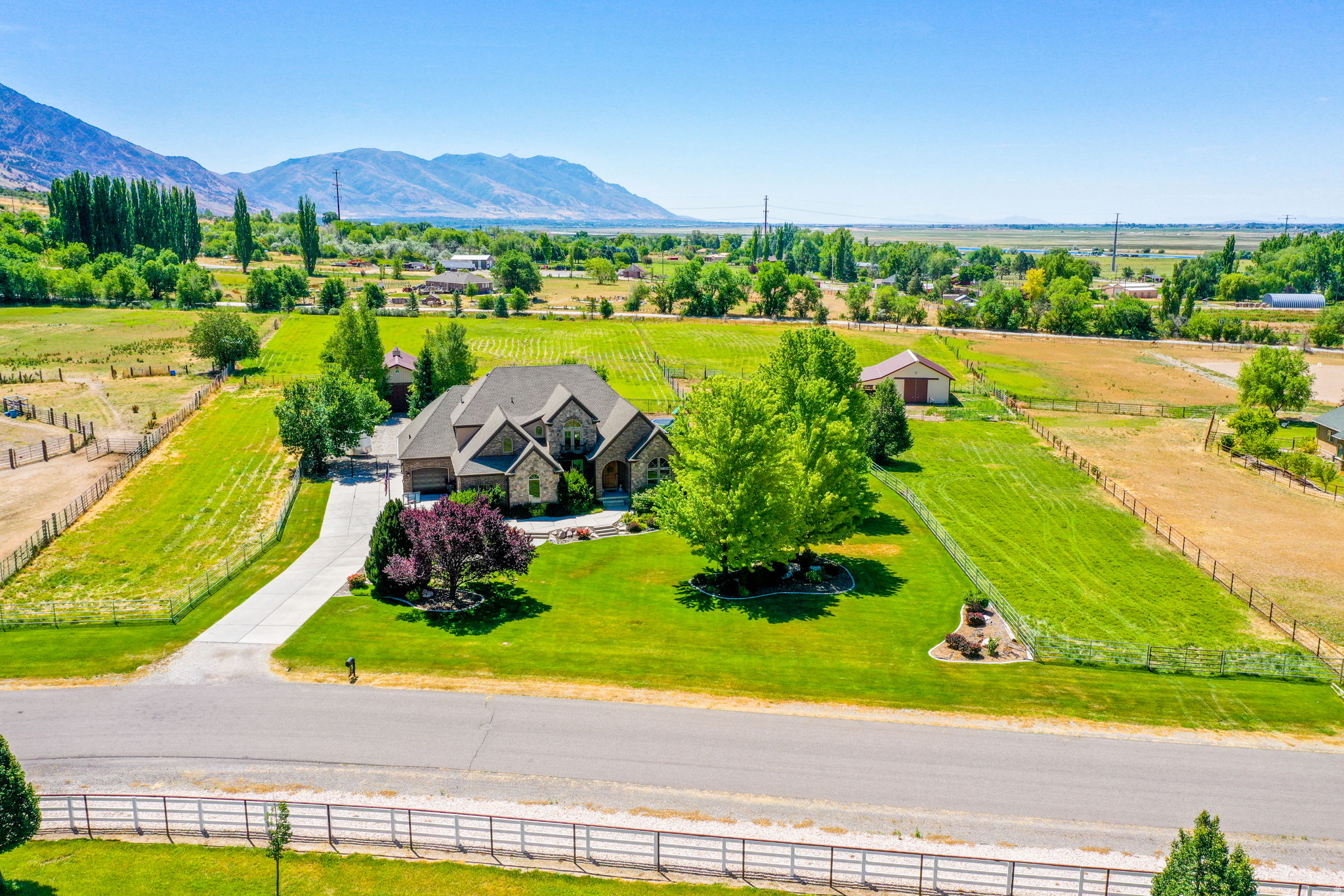 main property photo 59
