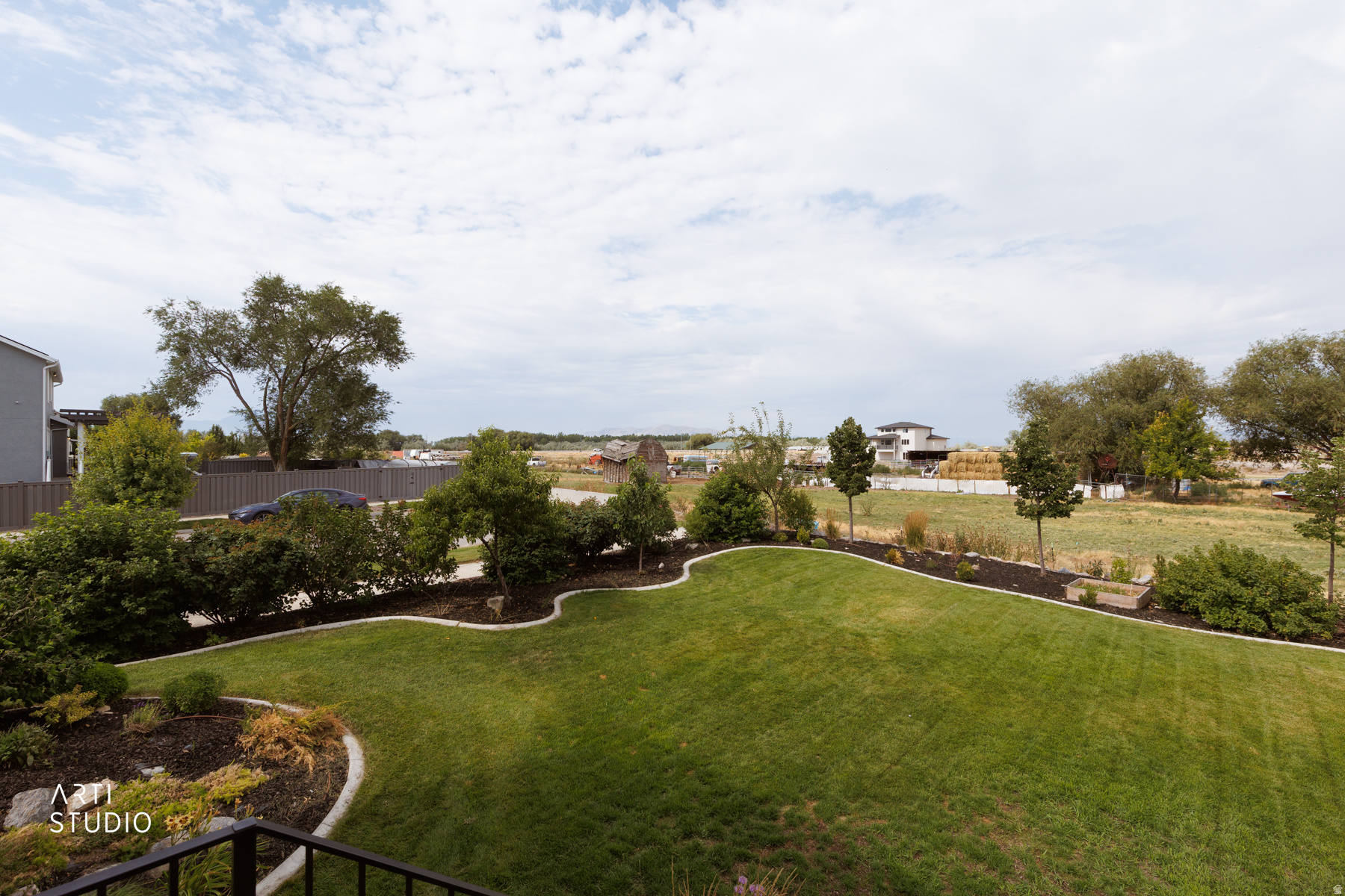 main property photo 26
