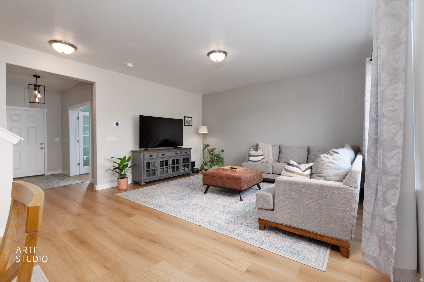 main property photo 5
