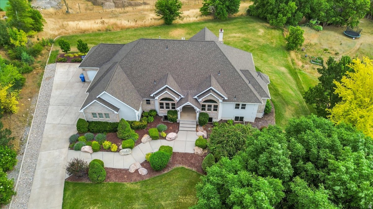 main property photo 66