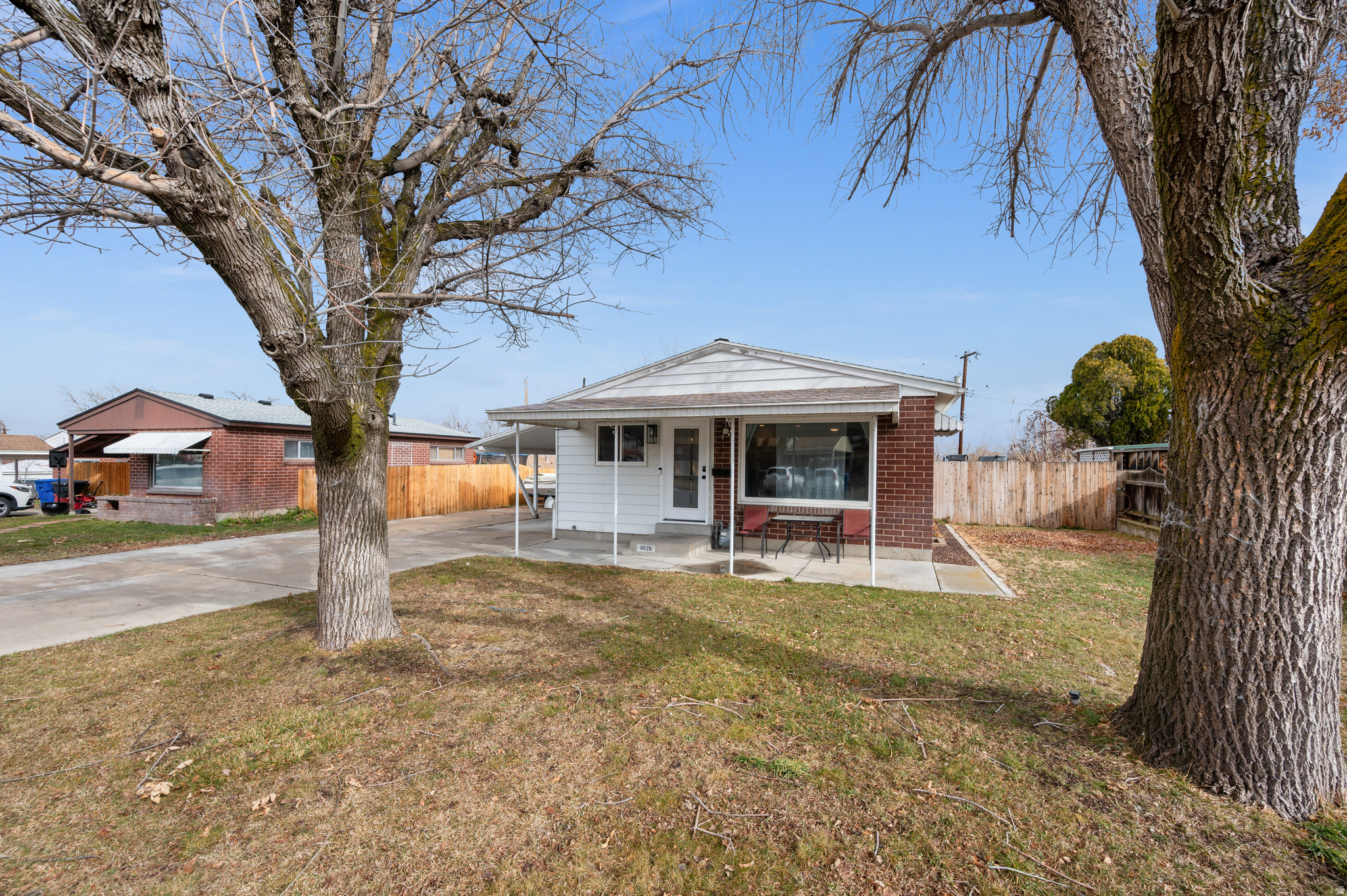 main property photo 24