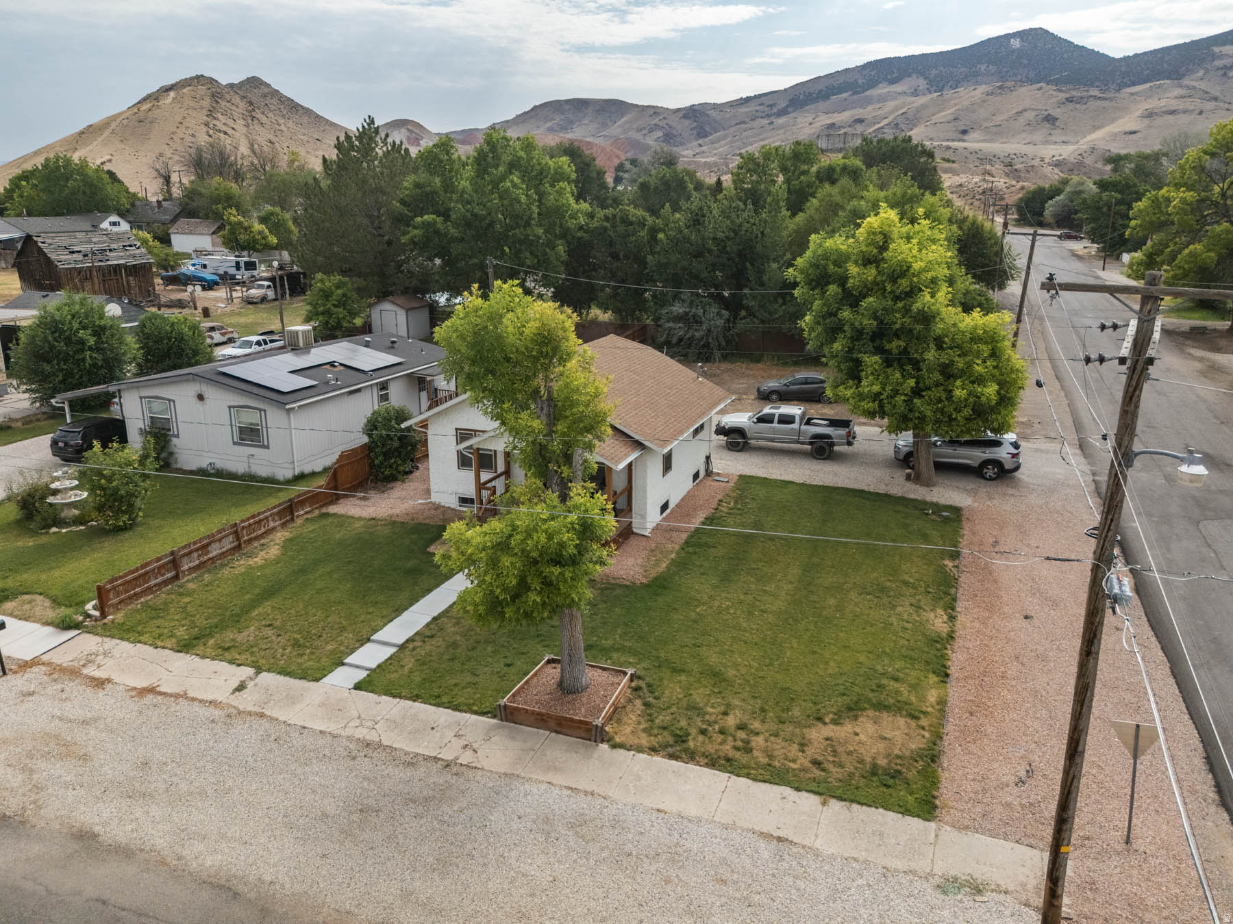 main property photo 33