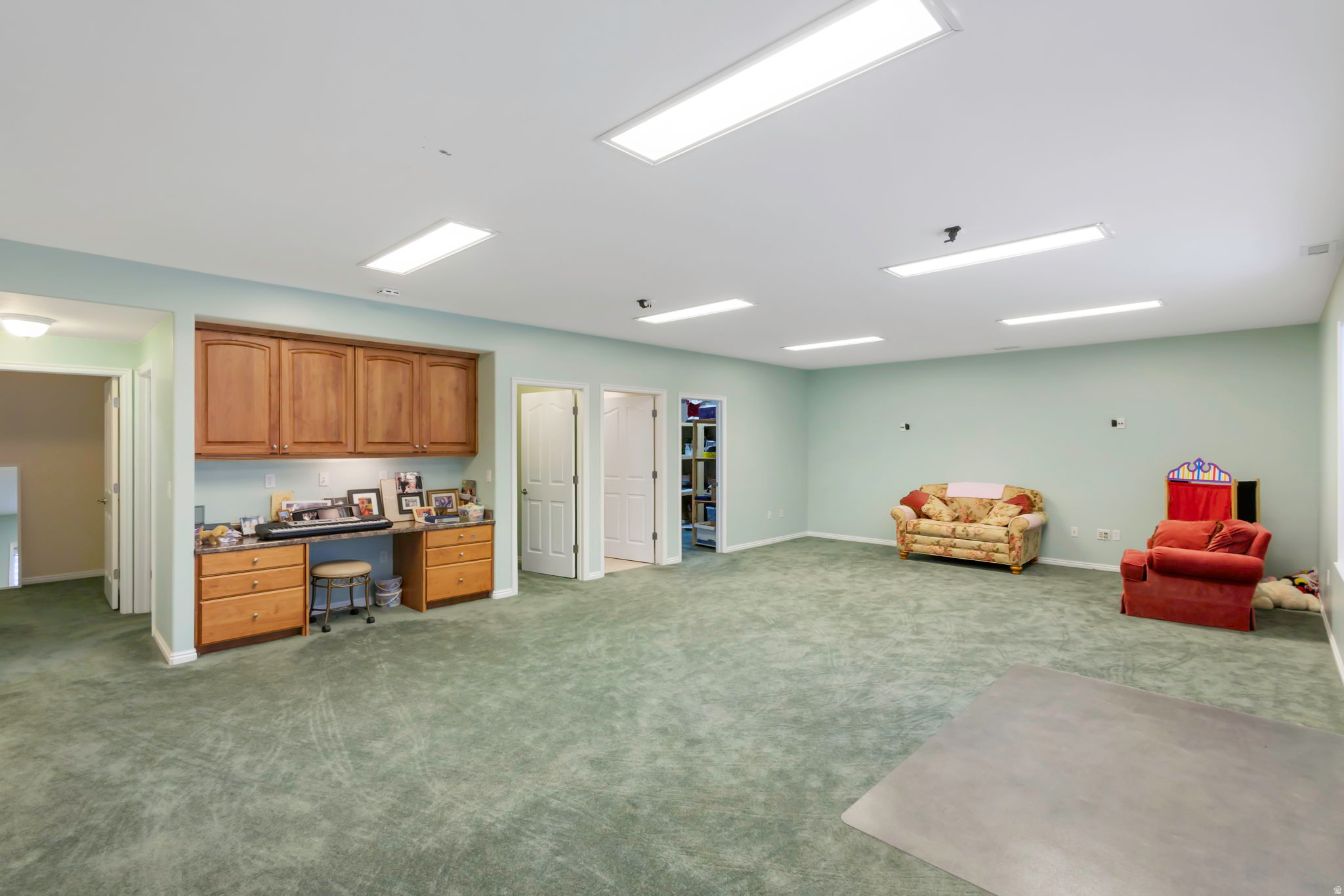 main property photo 25
