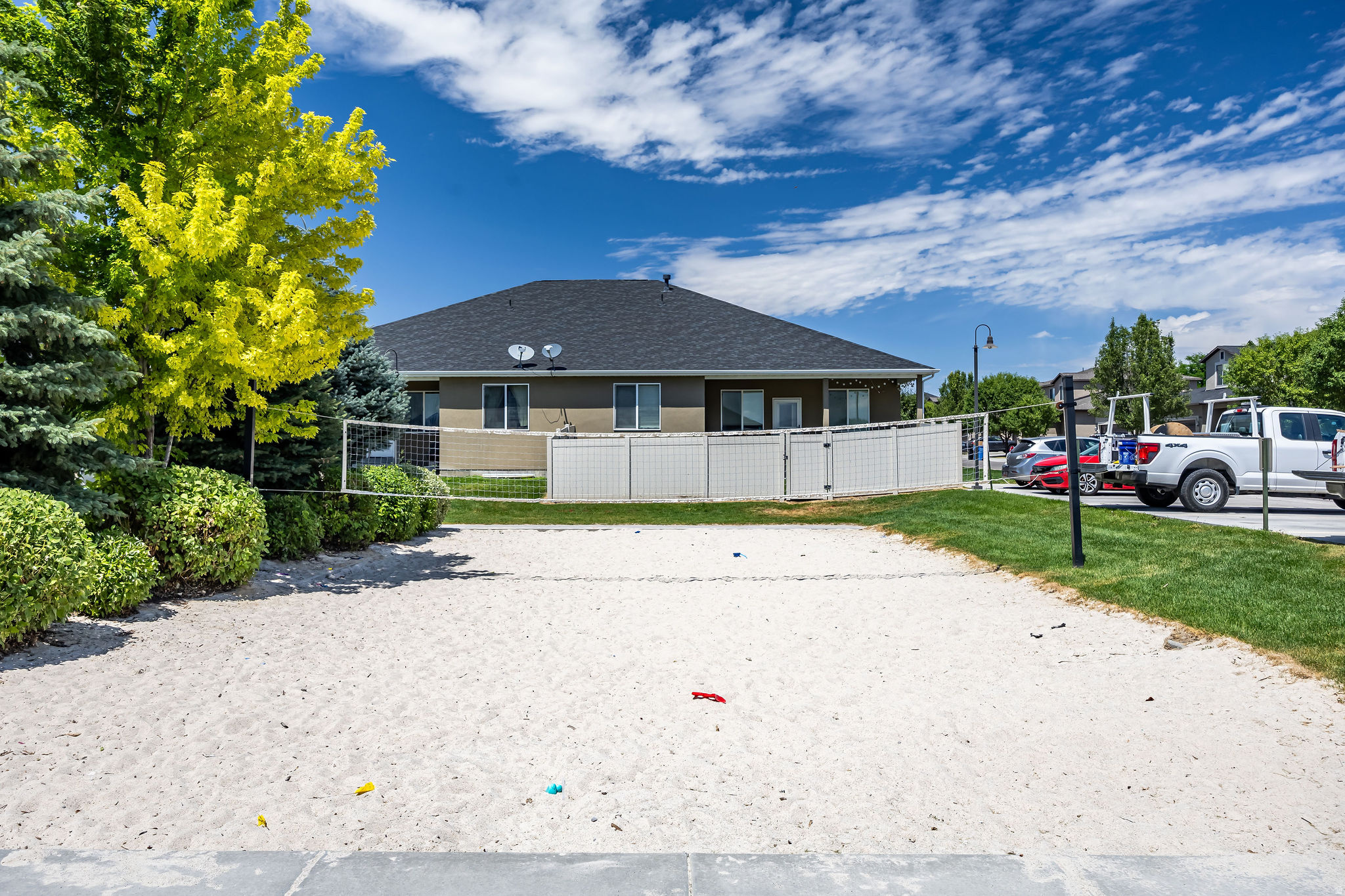 main property photo 67
