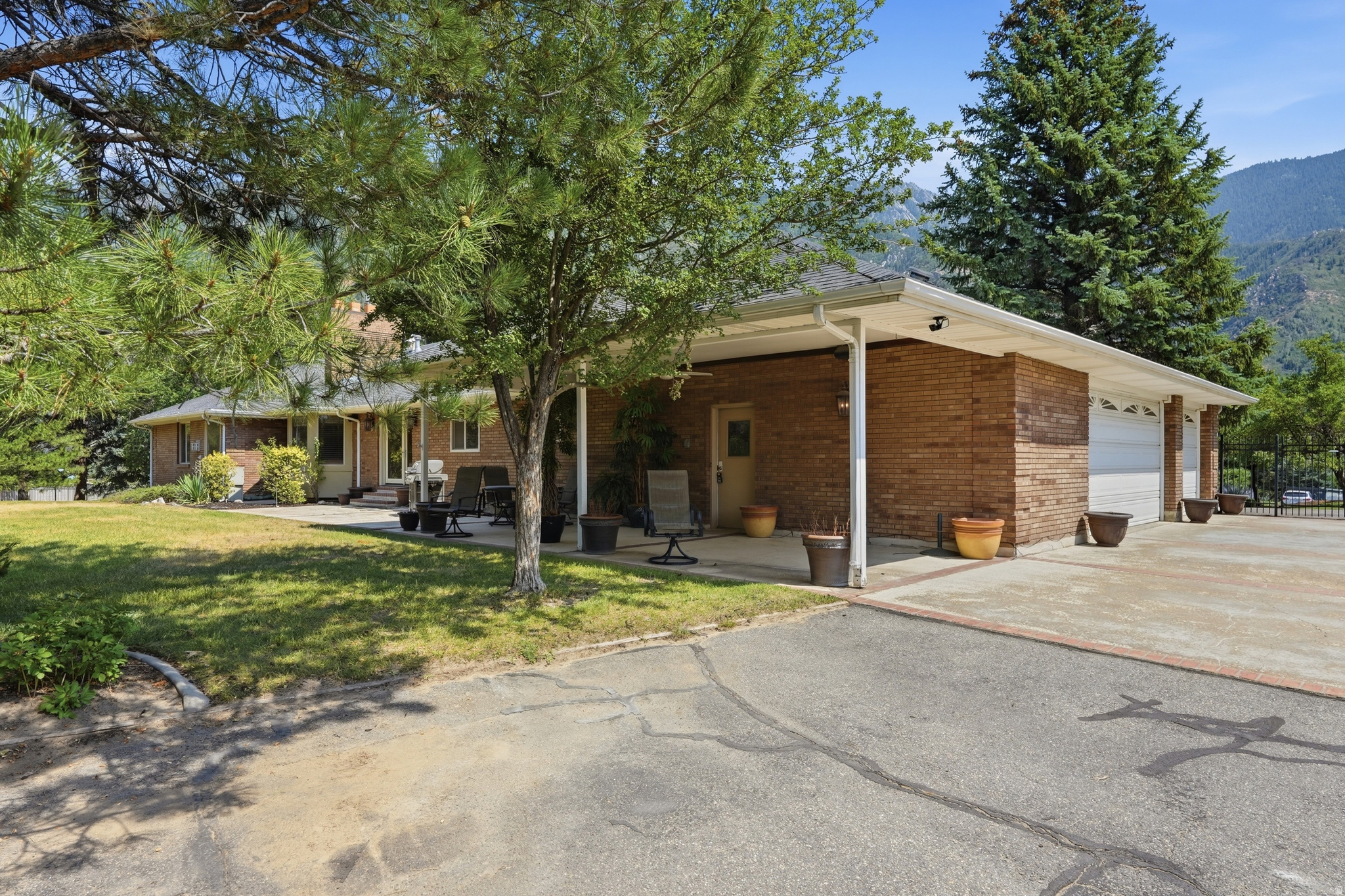 main property photo 65