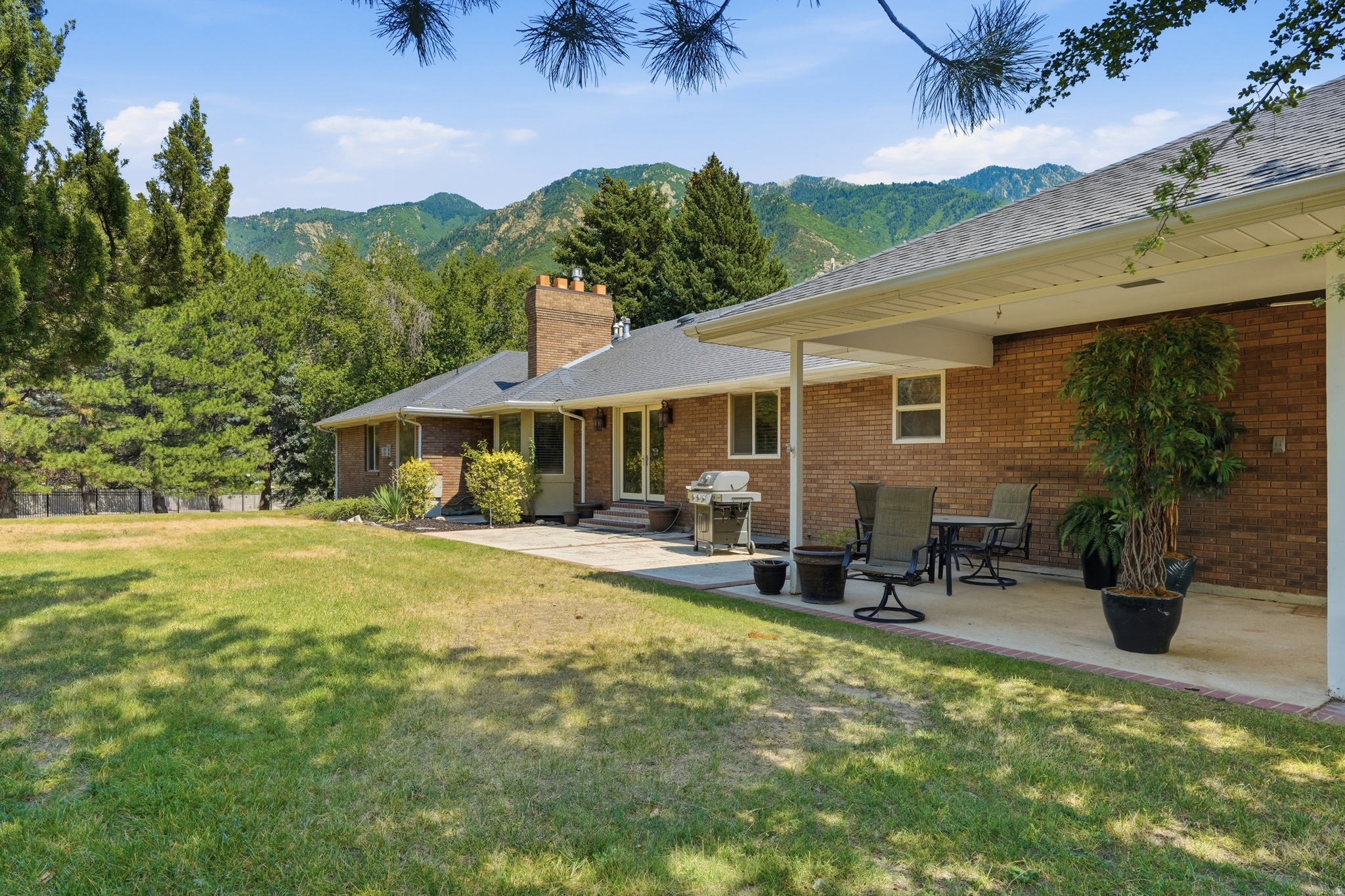 main property photo 67