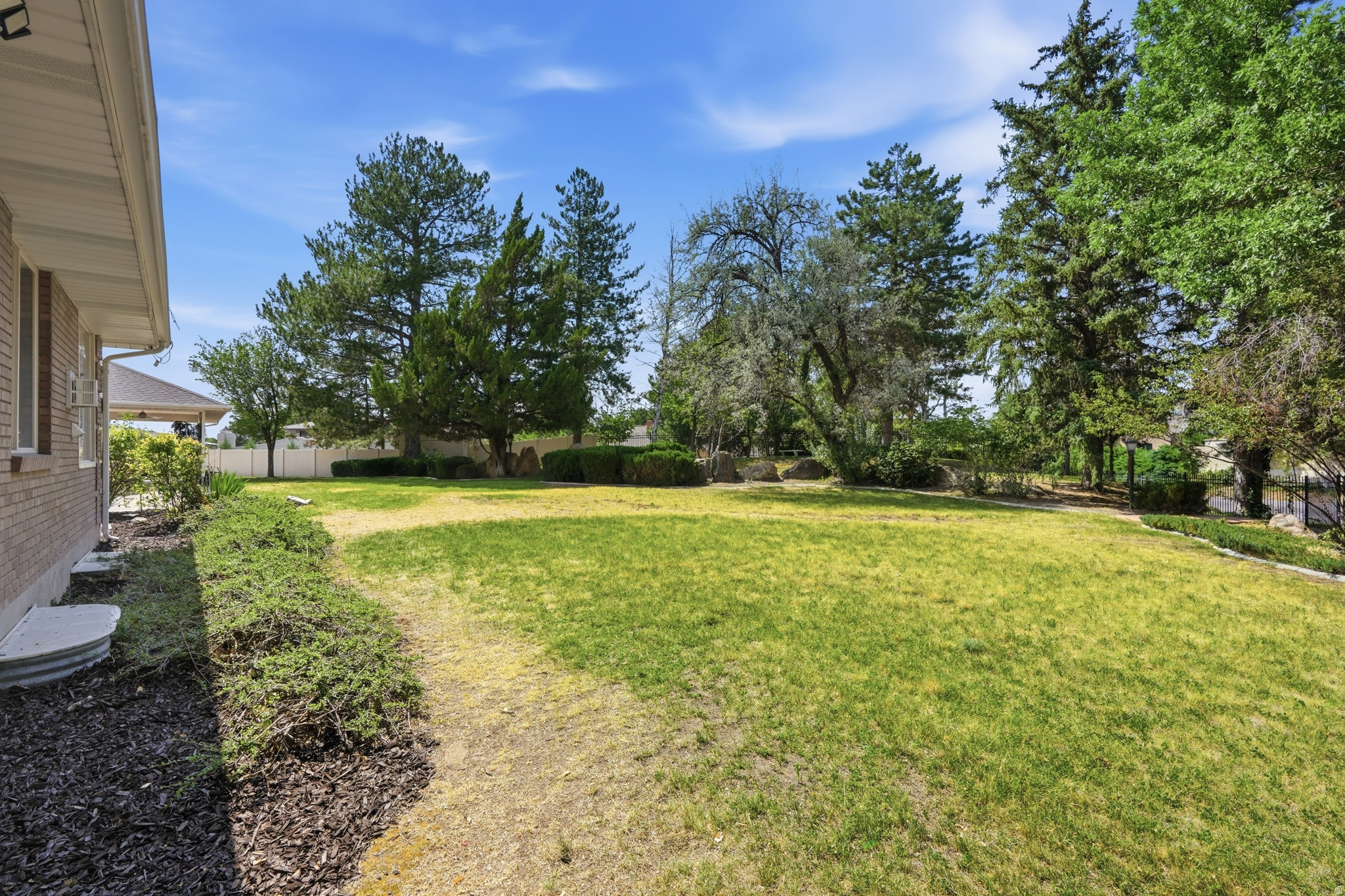 main property photo 70