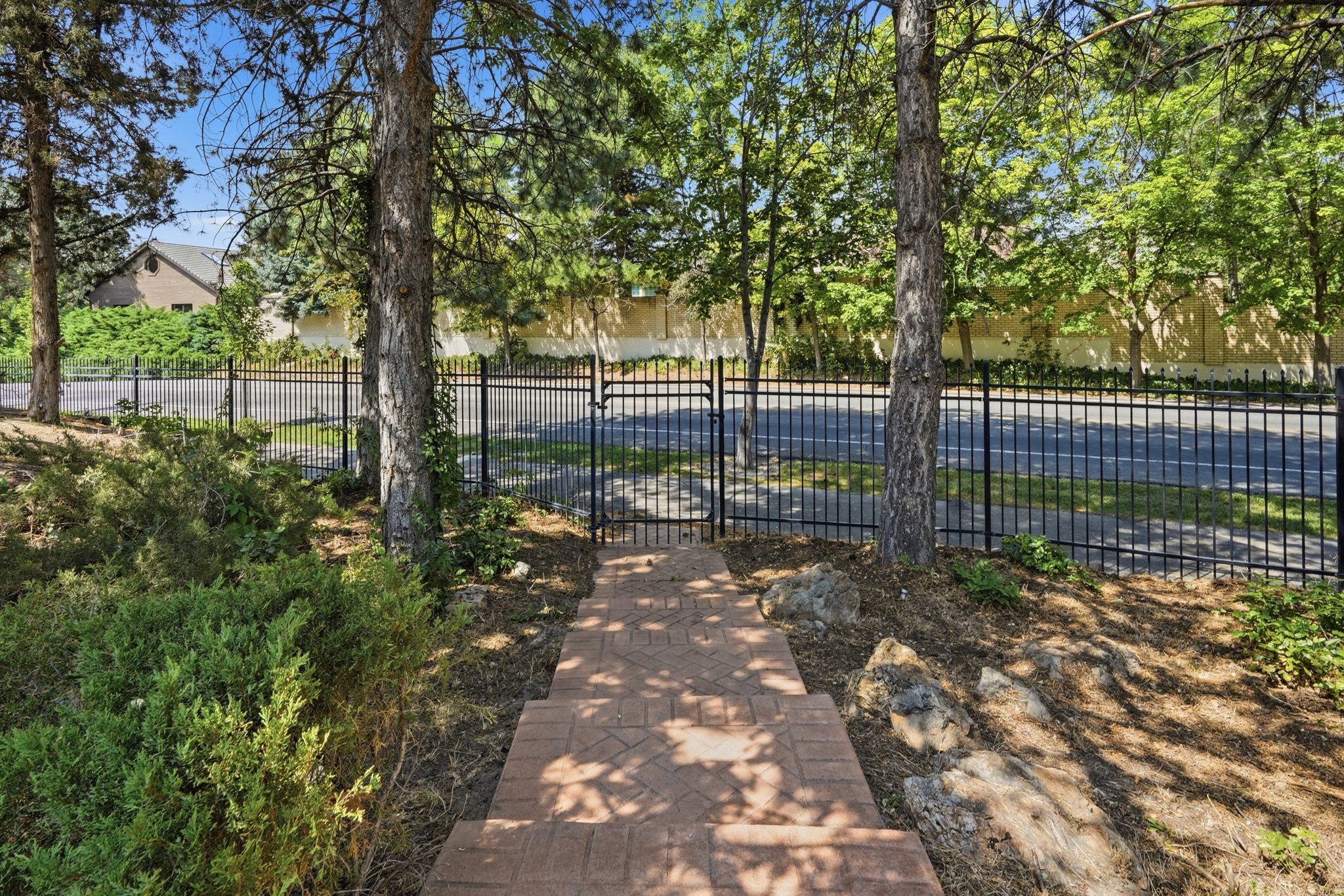 main property photo 74