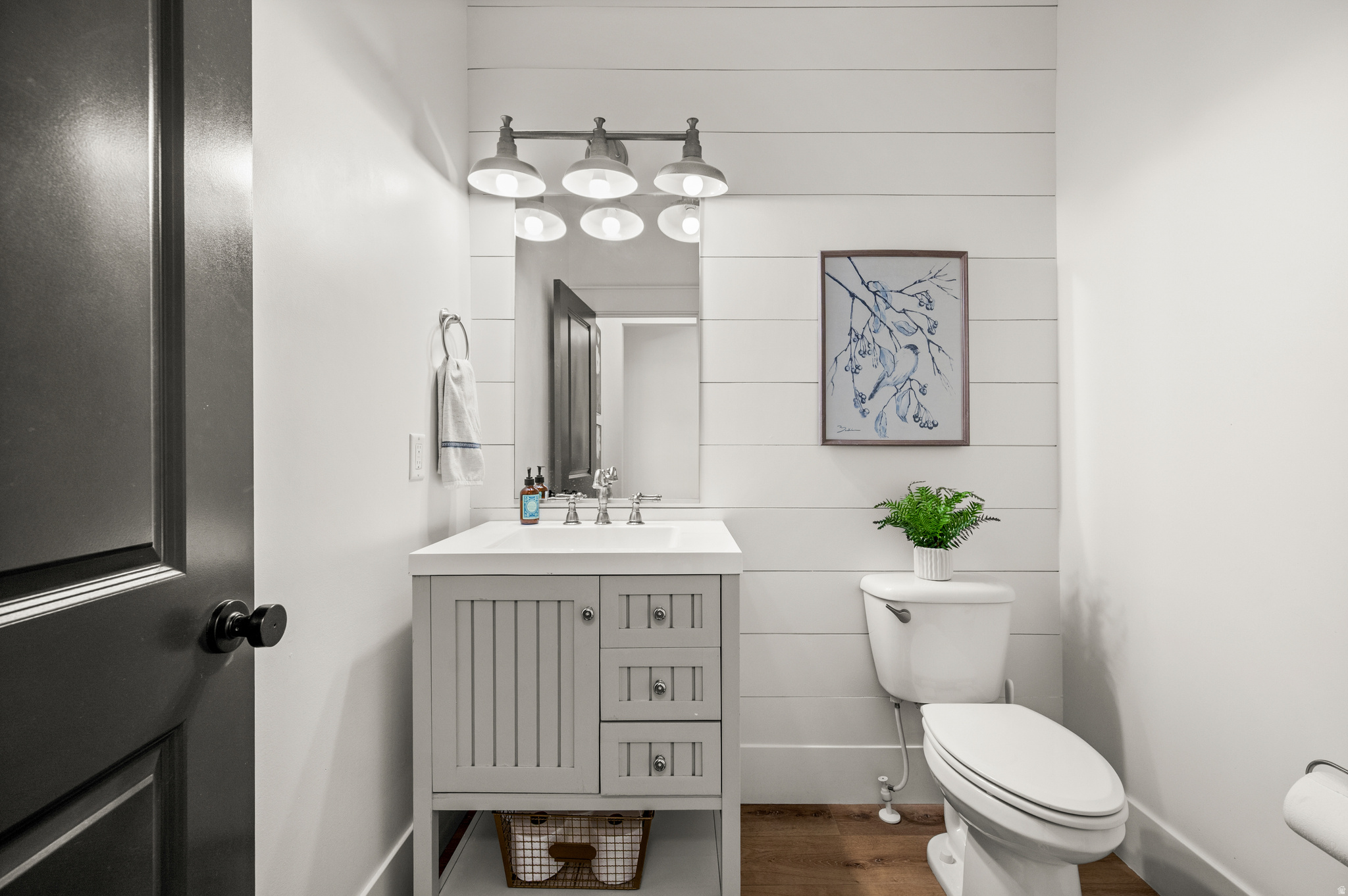 main property photo 16