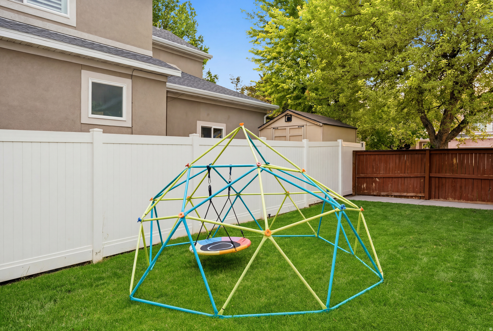 main property photo 81