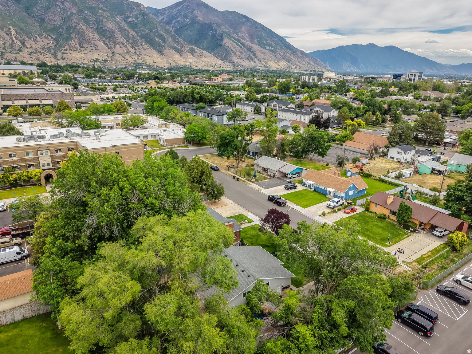 main property photo 39