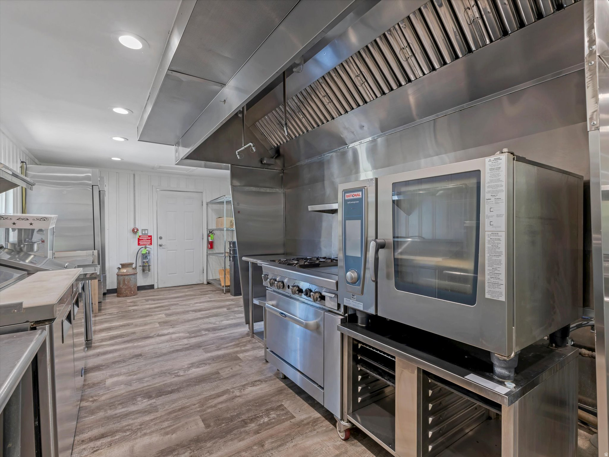 main property photo 40