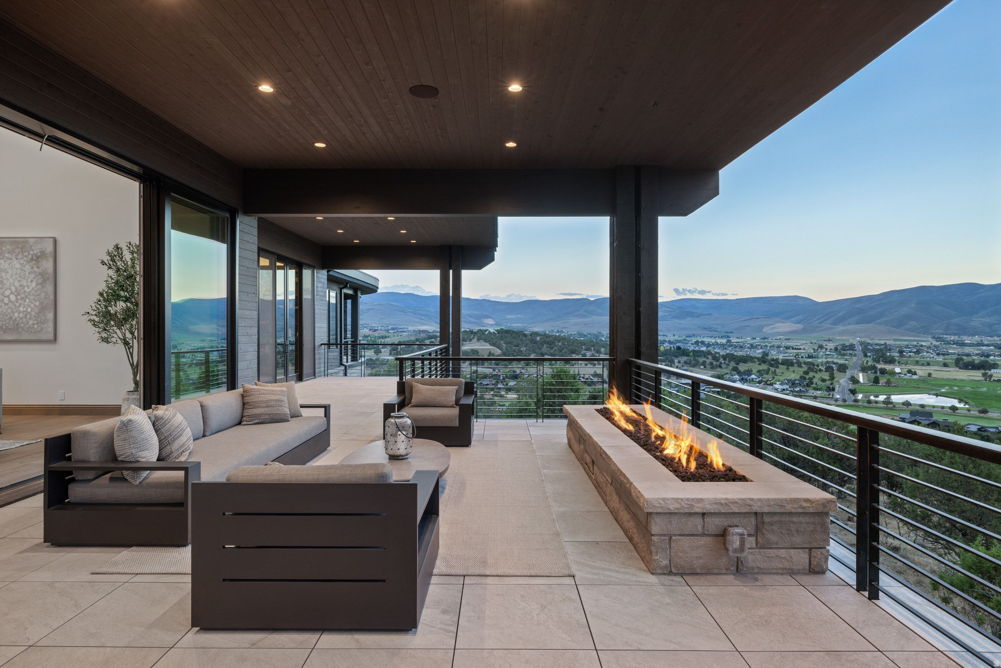main property photo 67