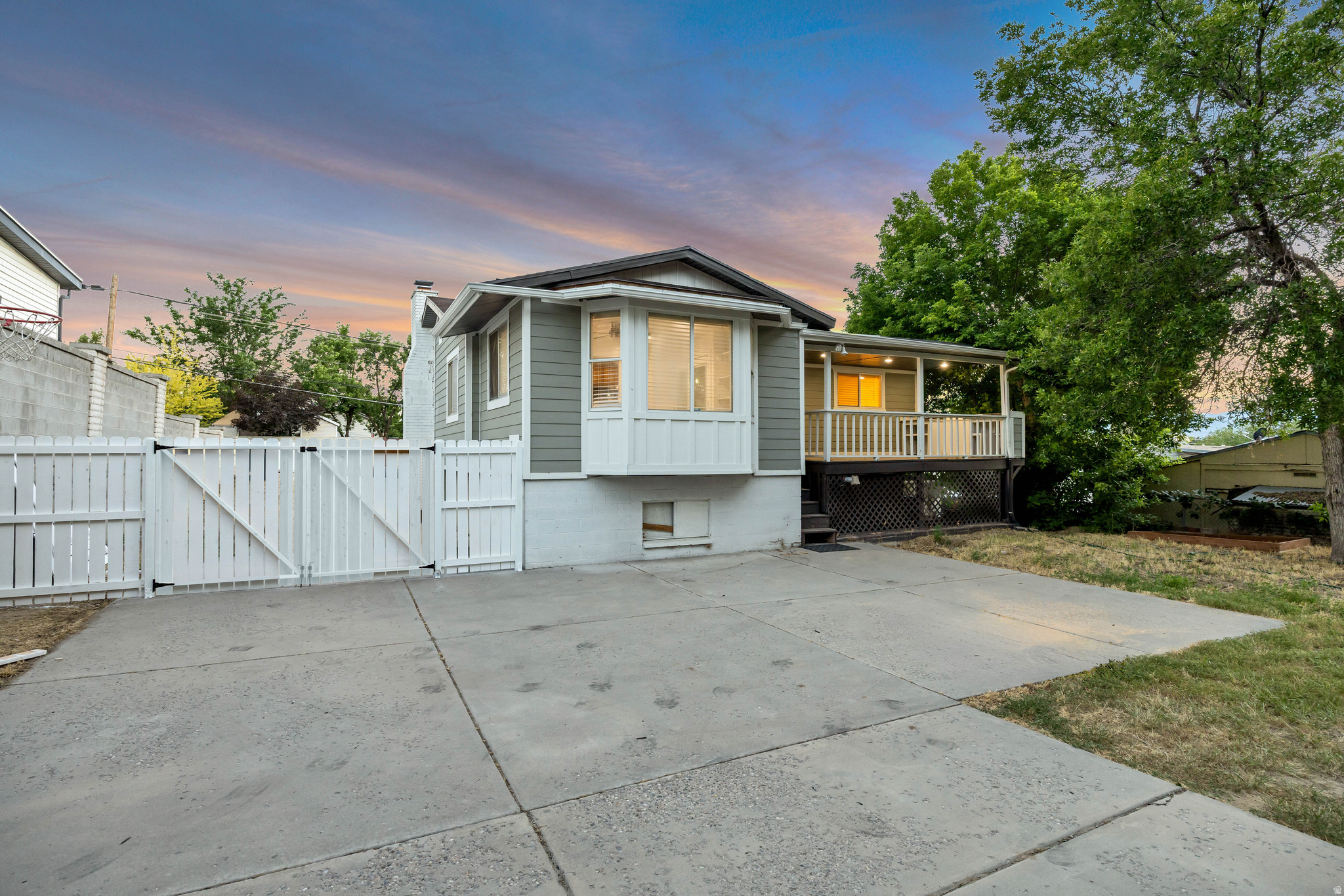 main property photo 29