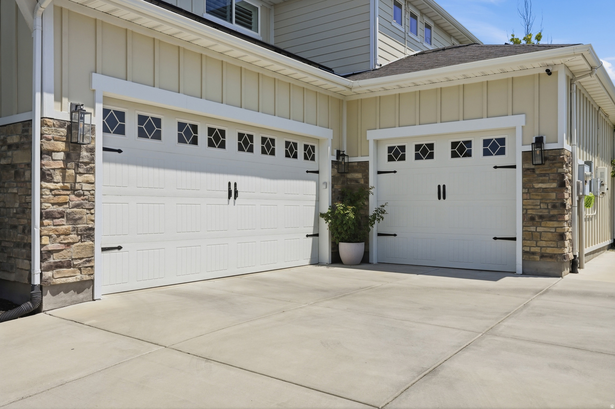 main property photo 64