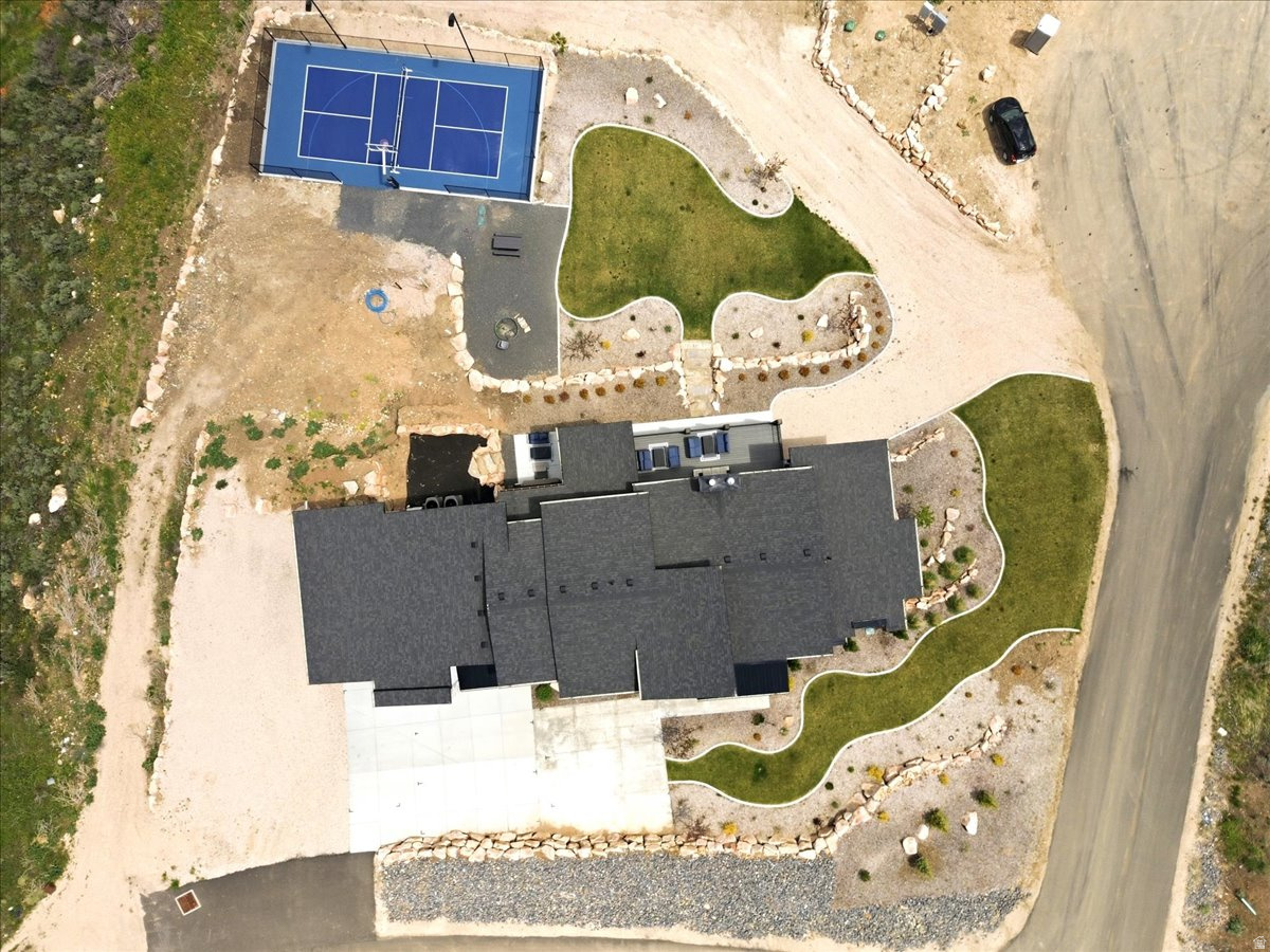 main property photo 50