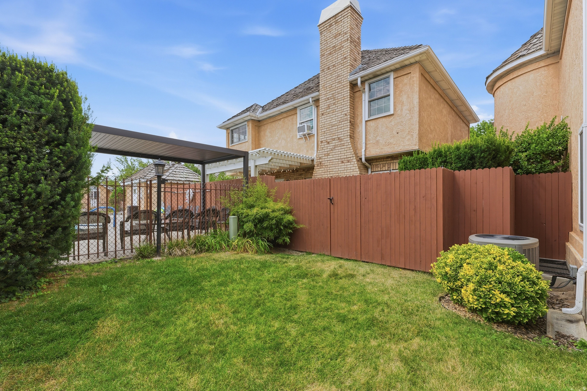 main property photo 44