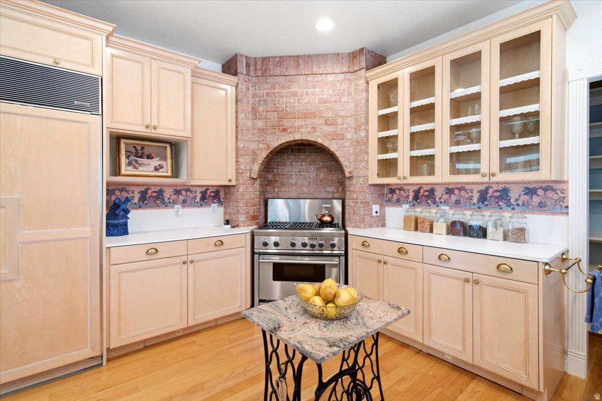 main property photo 19