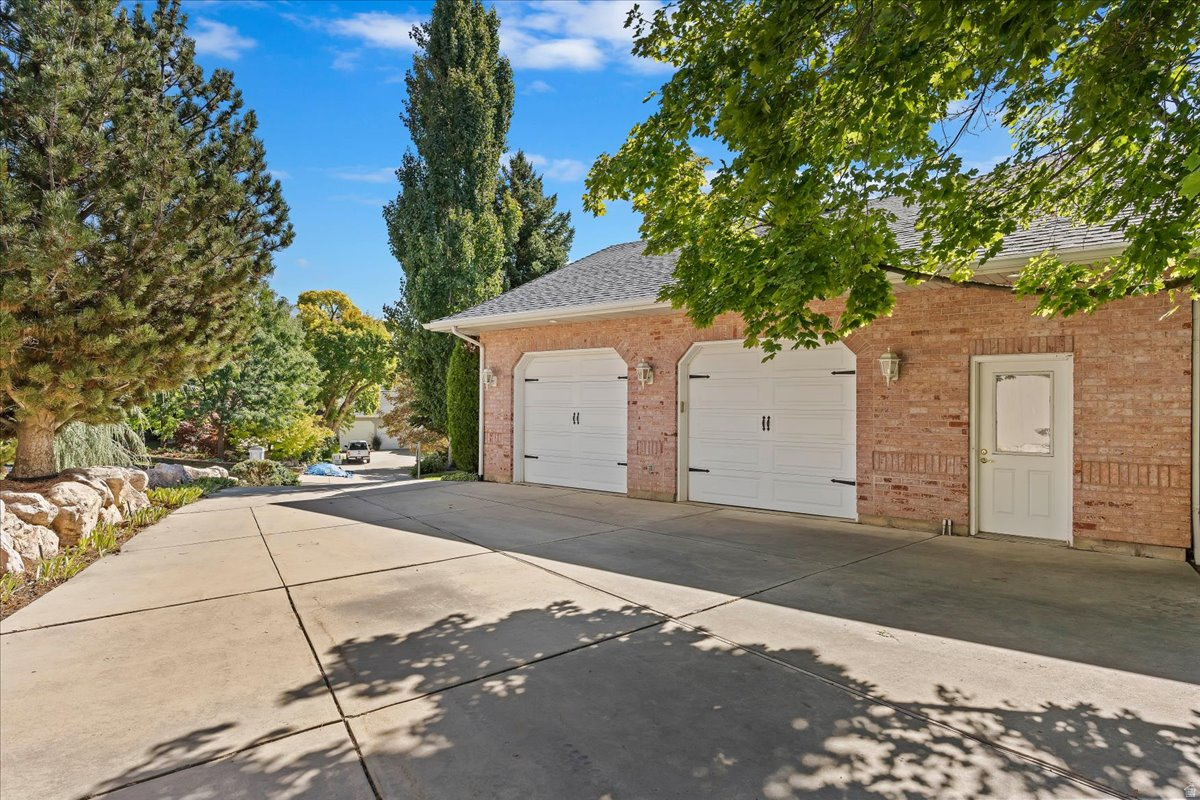 main property photo 57