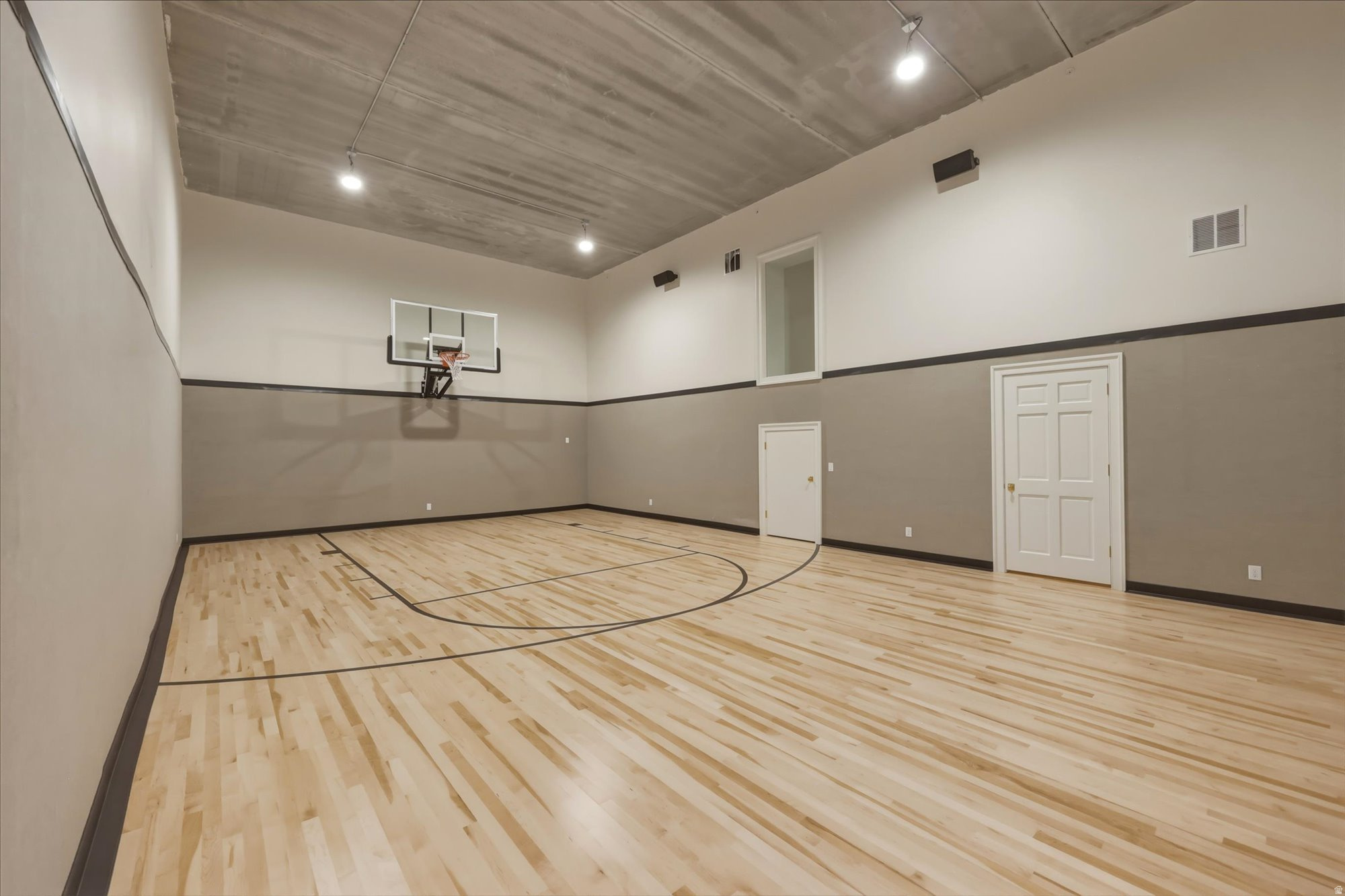 main property photo 53