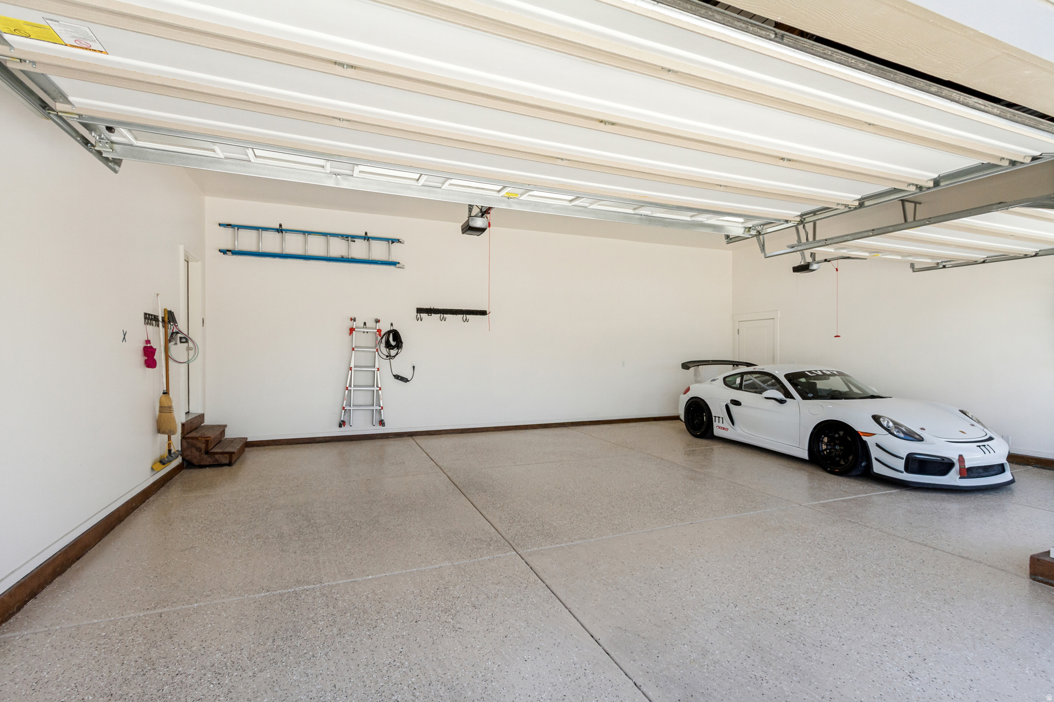 main property photo 57