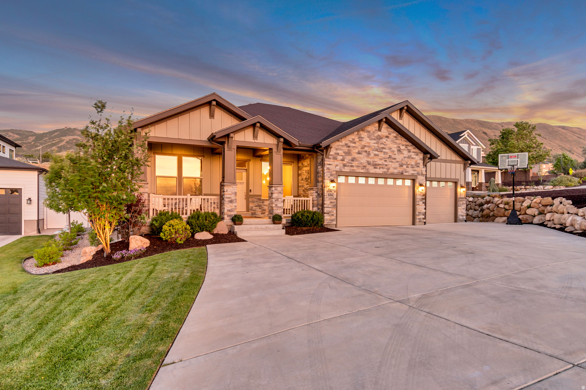 main property photo 79