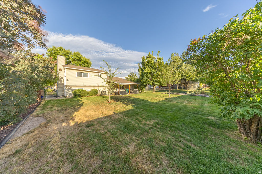 main property photo 17